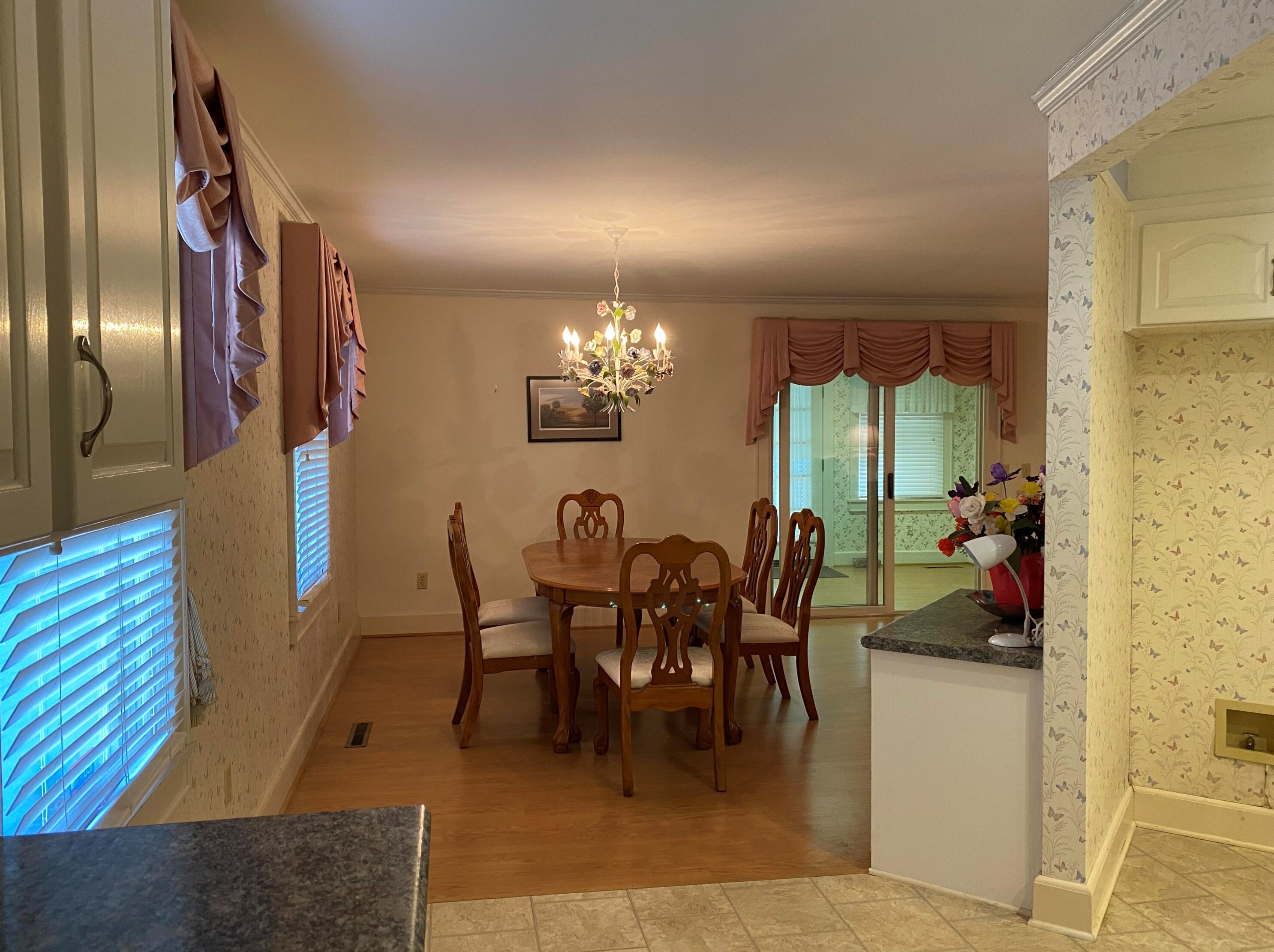 35 Waverly Rd, Walterboro SC  29488-3671 exterior