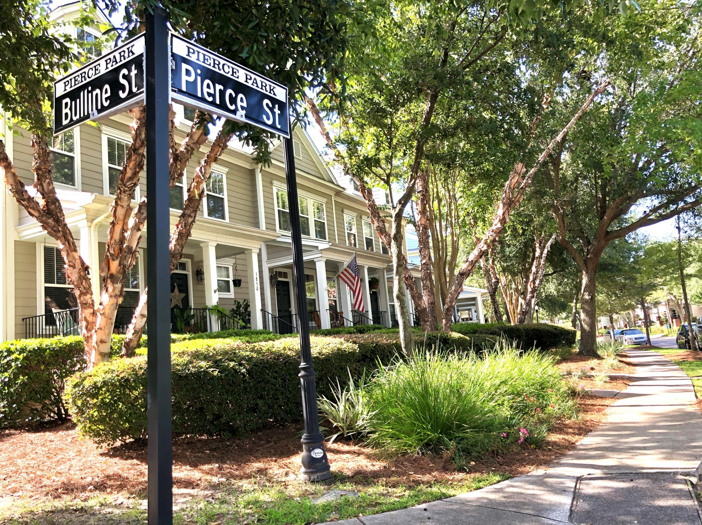 1852 Pierce St, Charleston, SC 29492-8086