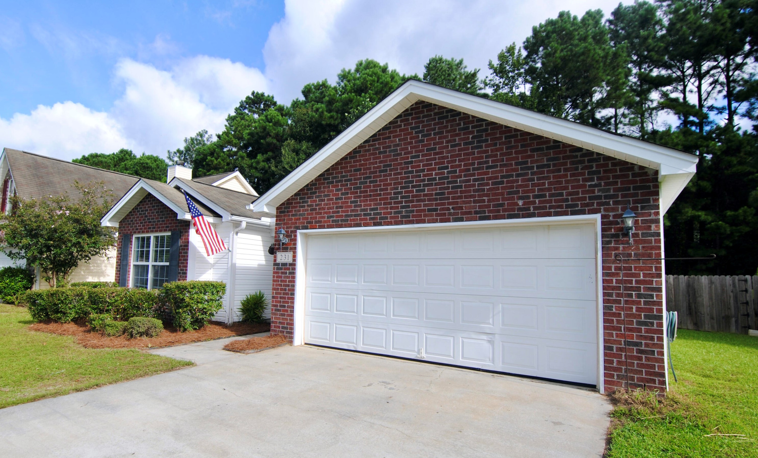 231 Everwood Ct, Moncks Corner, SC 29461-6460