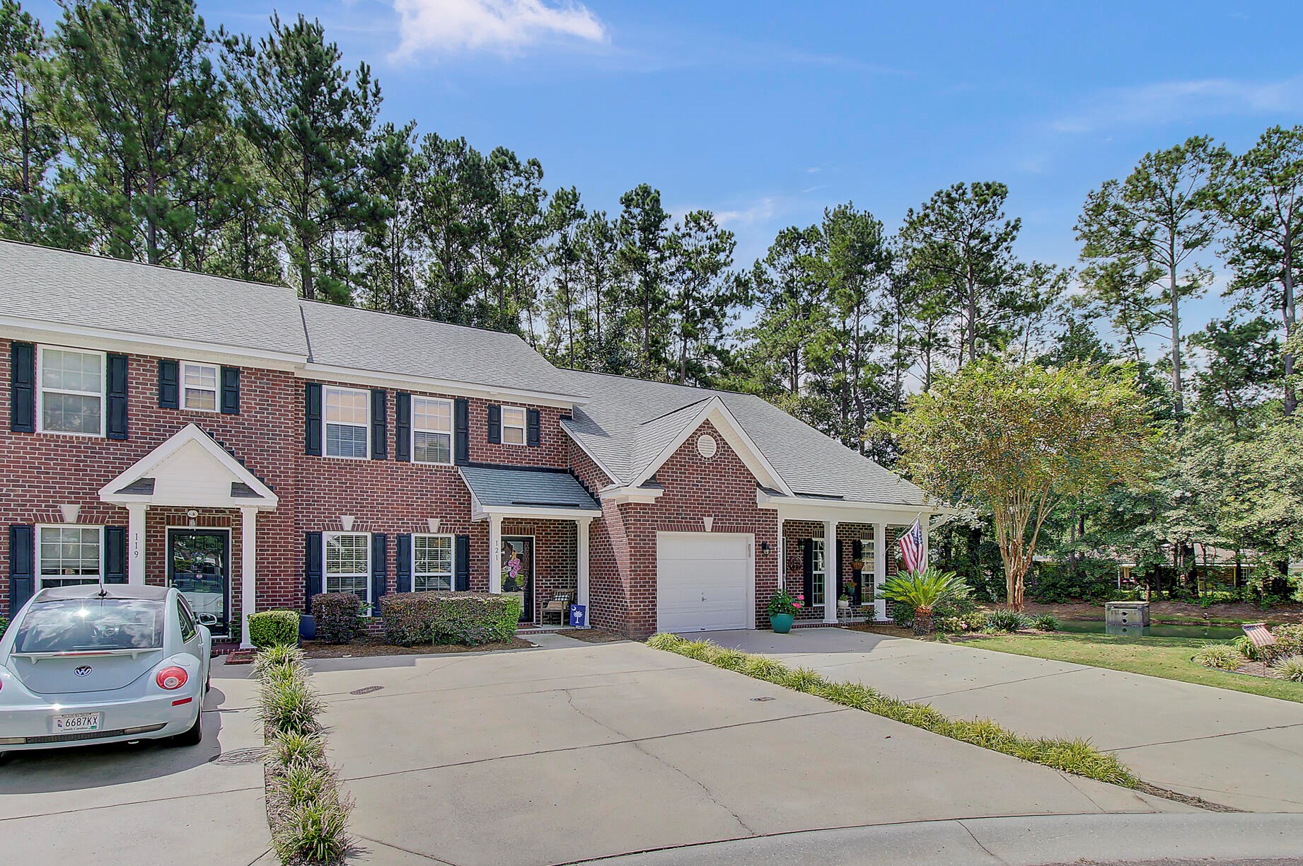 121 Venezia Ct, Ladson, SC 29456