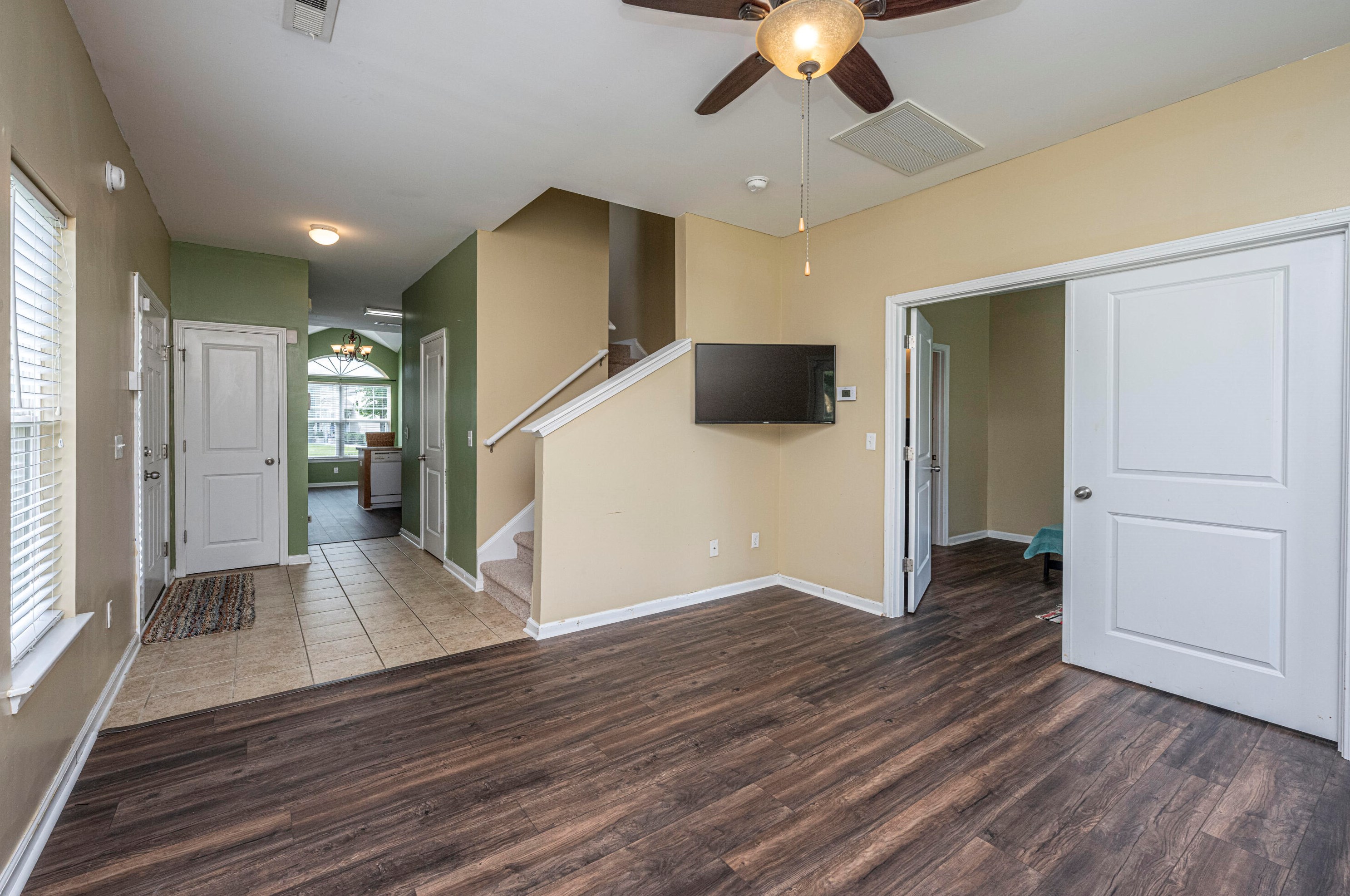 246 Grand Oaks Dr, Ladson, SC 29456