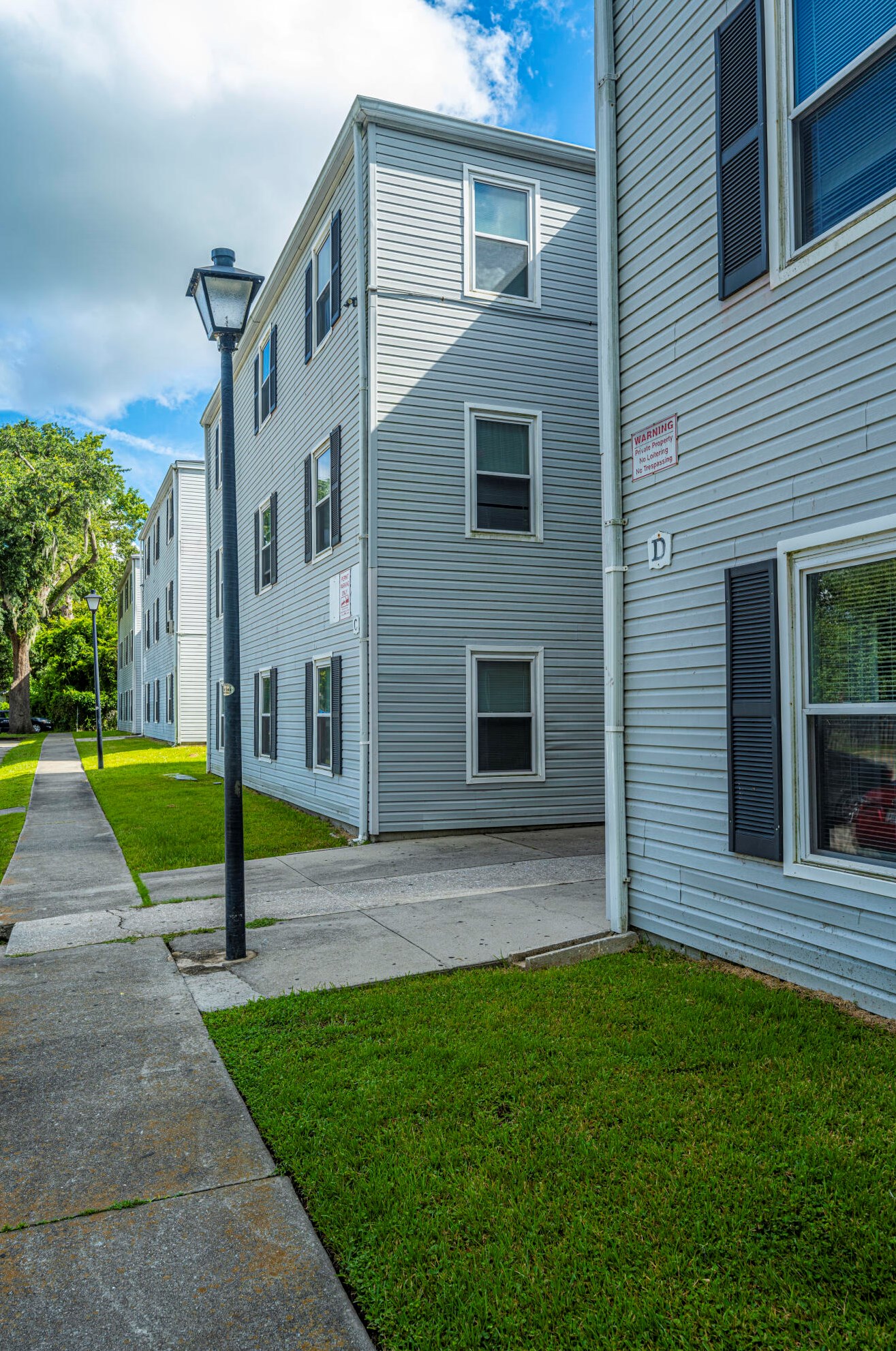 1251 Sumner Ave, Charleston SC 29406-3840 exterior