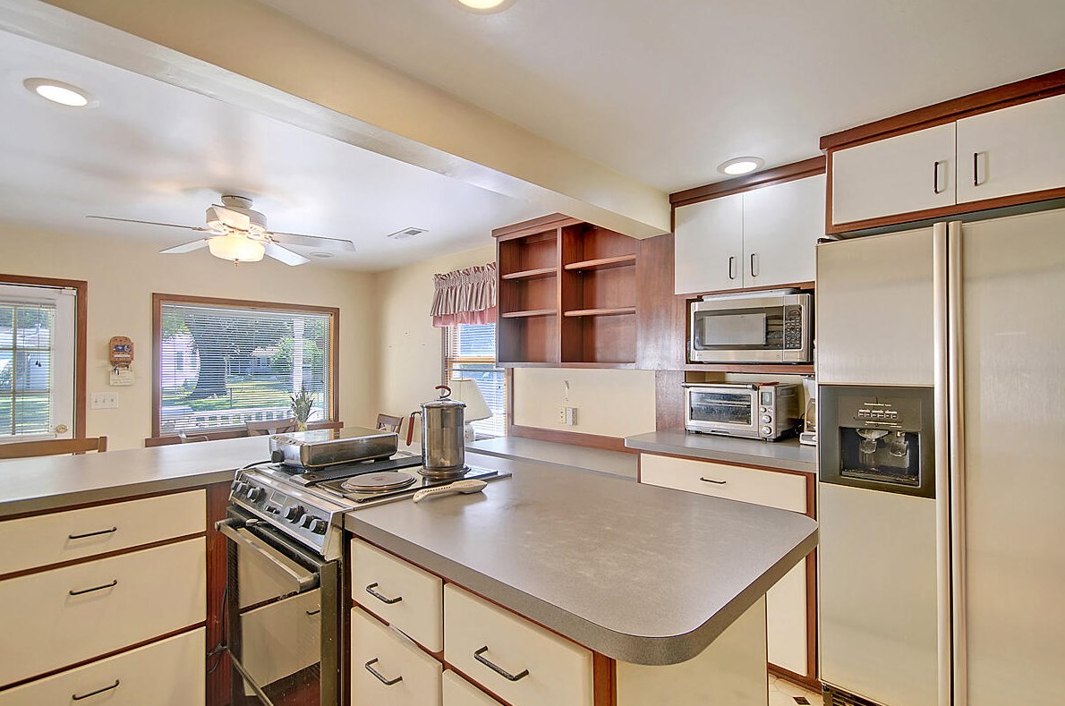 2234 Parsonage Rd, Charleston SC 29414-6307 exterior