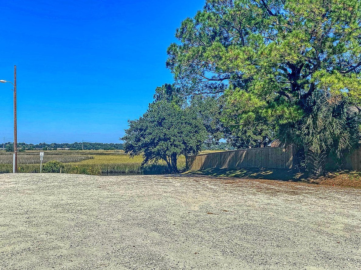 2234 Parsonage Rd, Charleston SC 29414-6307 exterior