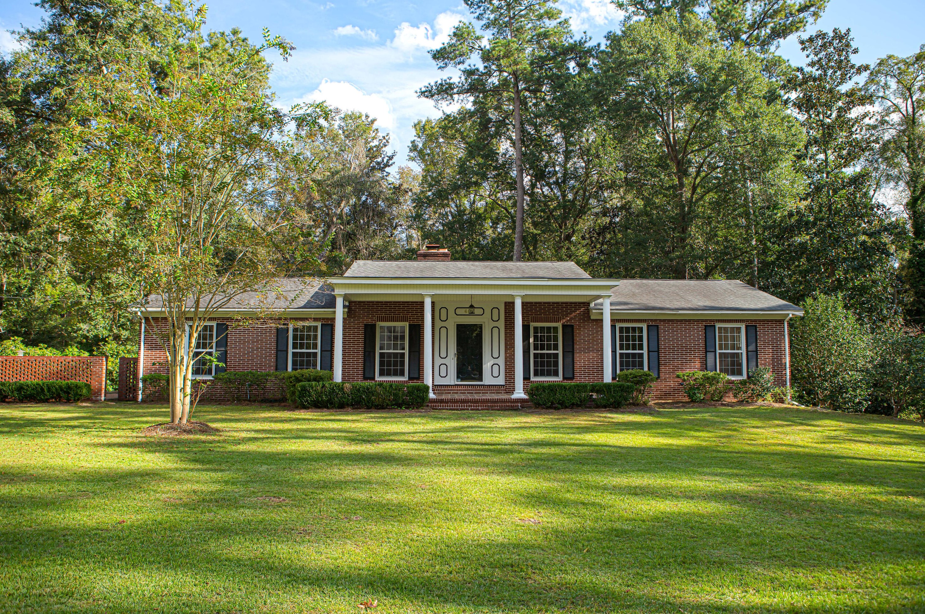 607 Churchill Rd, Walterboro, SC 29488