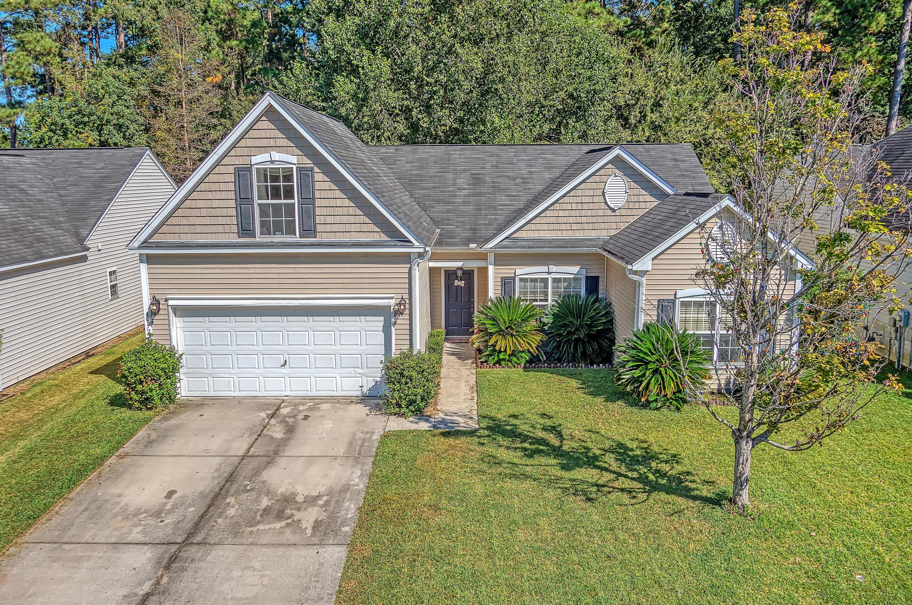 3352 Middlesboro Ave, Summerville, SC 29485-4016
