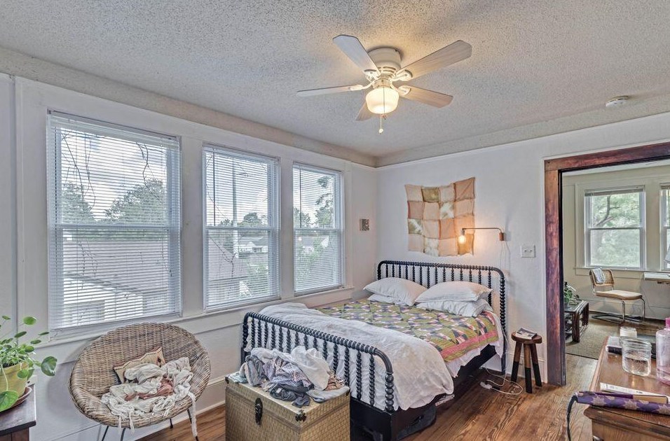 121 Hester St, Charleston, SC 29403-3250