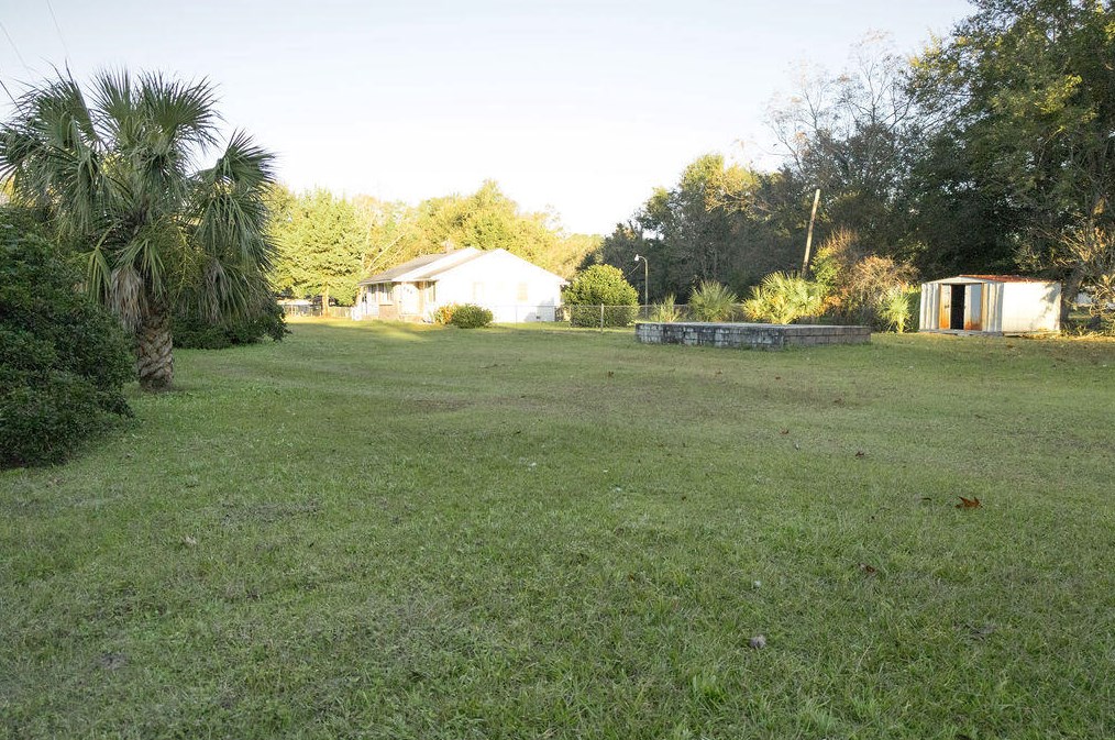 315 3rd St, Walterboro, SC 29488-3460