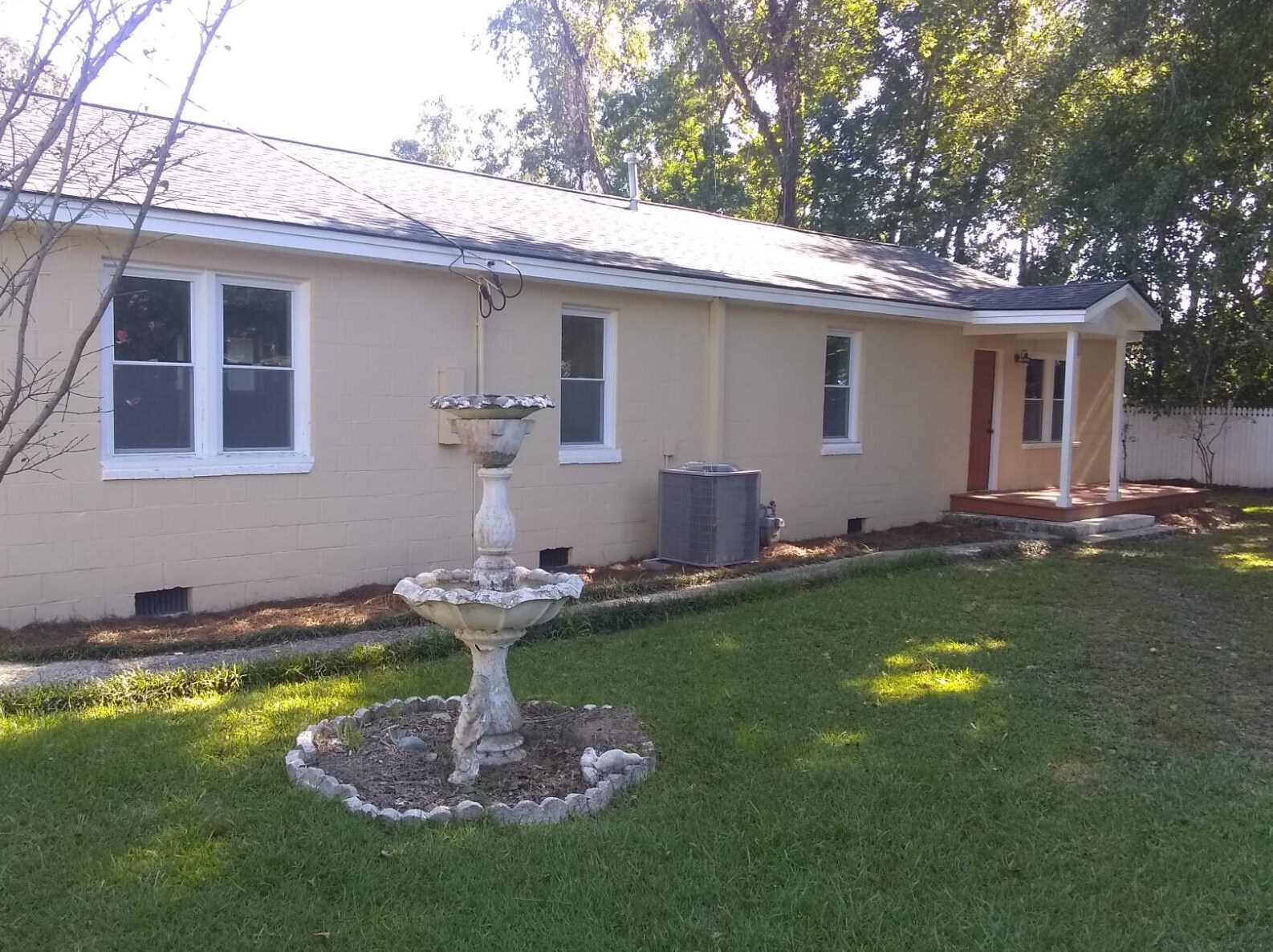 855 Tripe St, Charleston SC  29407-6147 exterior