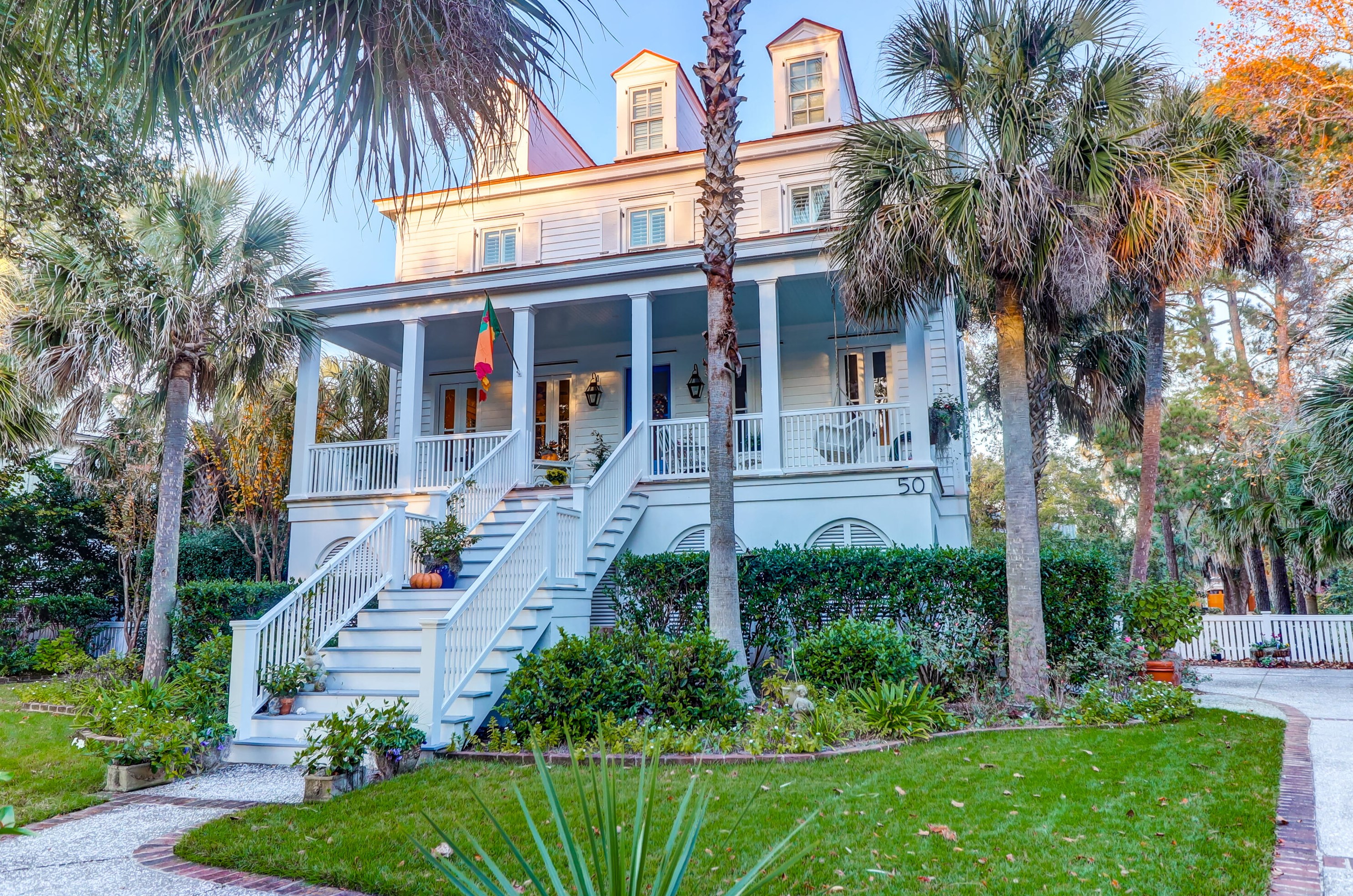 50 Saturday Rd, Mount Pleasant, SC 29464