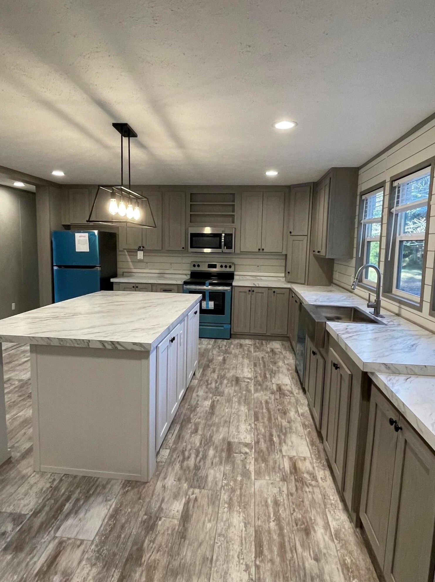 239 Cady Dr, Summerville, SC 29483-4503