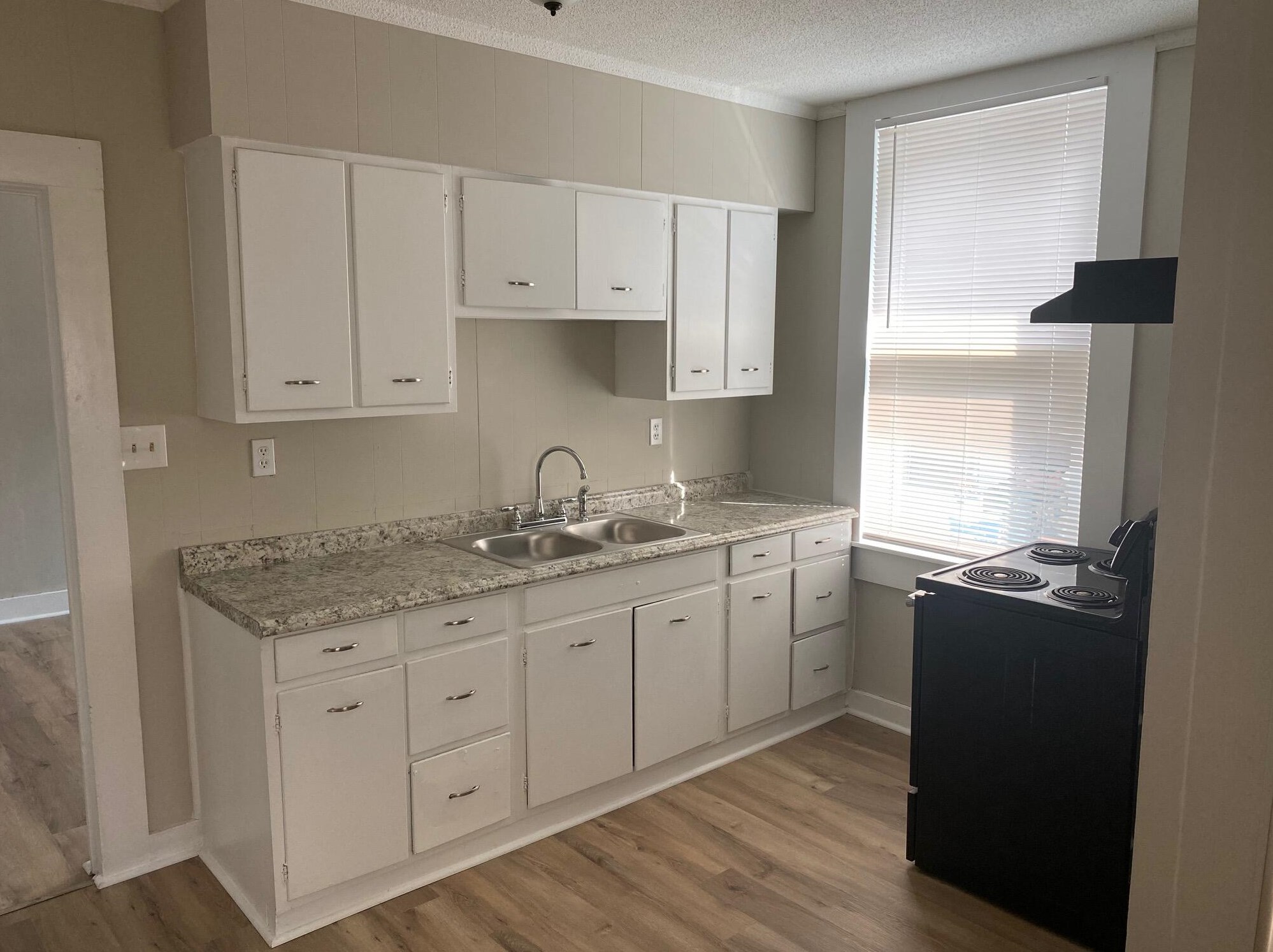 1912 Leland St, Charleston, SC 29405-7840
