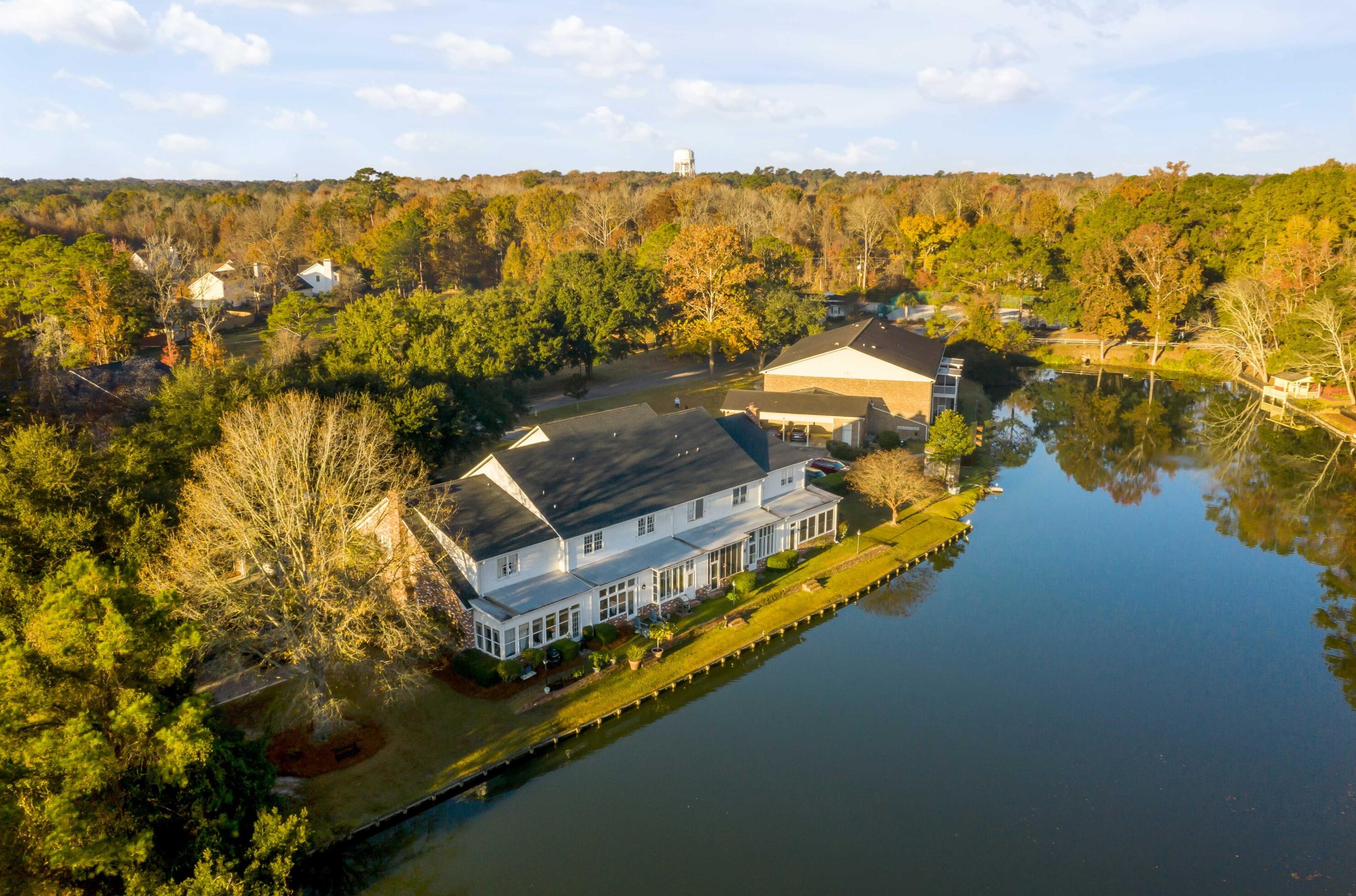 205 Woodlake Dr, Summerville, SC 29485-8347