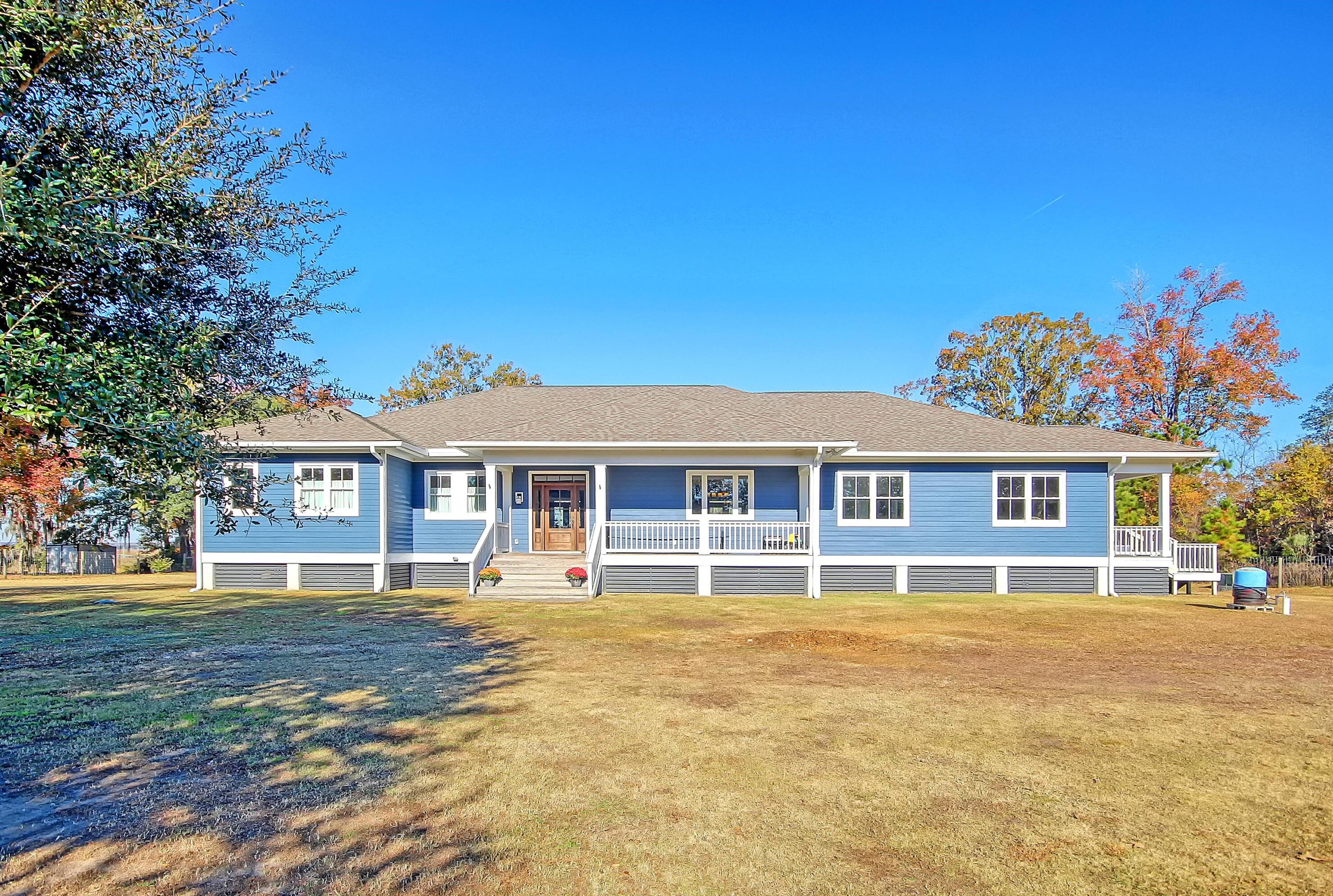 4472 Rose Dr, Ravenel, SC 29470