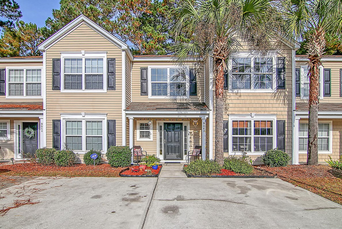 9042 Maple Grove Dr, Summerville, SC 29485-8865