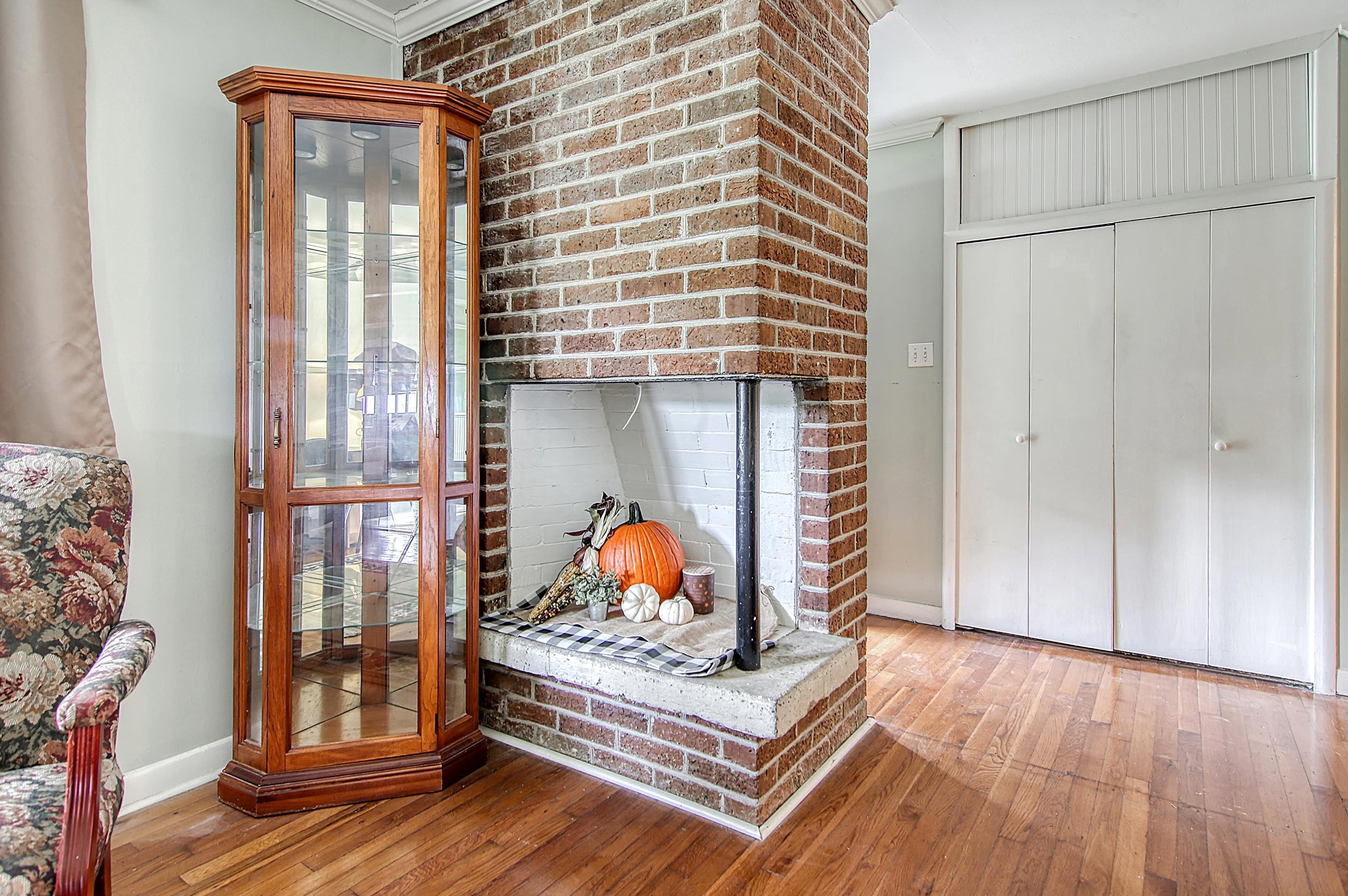 2555 Church Crk Dr, Charleston SC 29414-6407 exterior