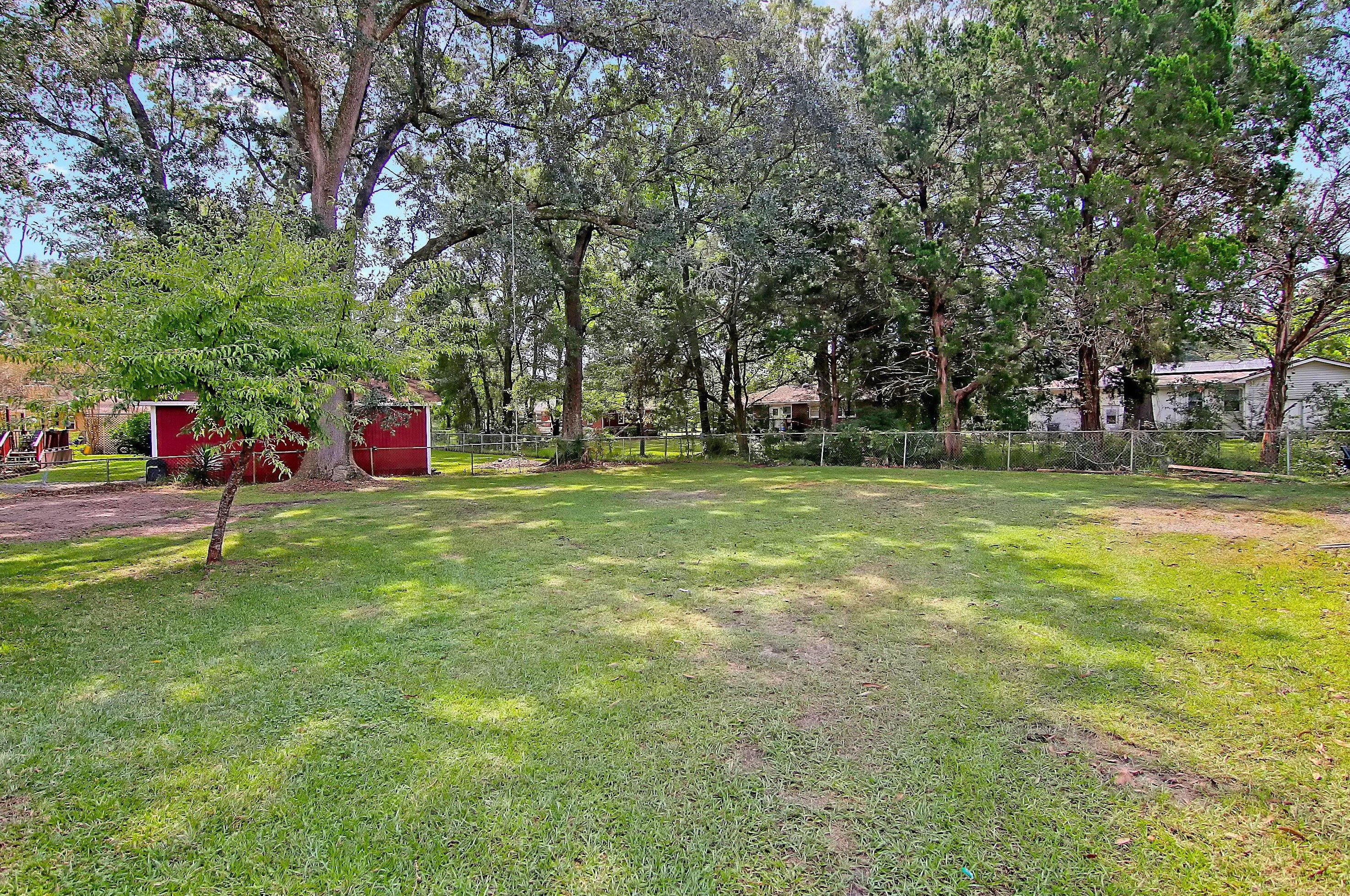 2555 Church Crk Dr, Charleston SC 29414-6407 exterior