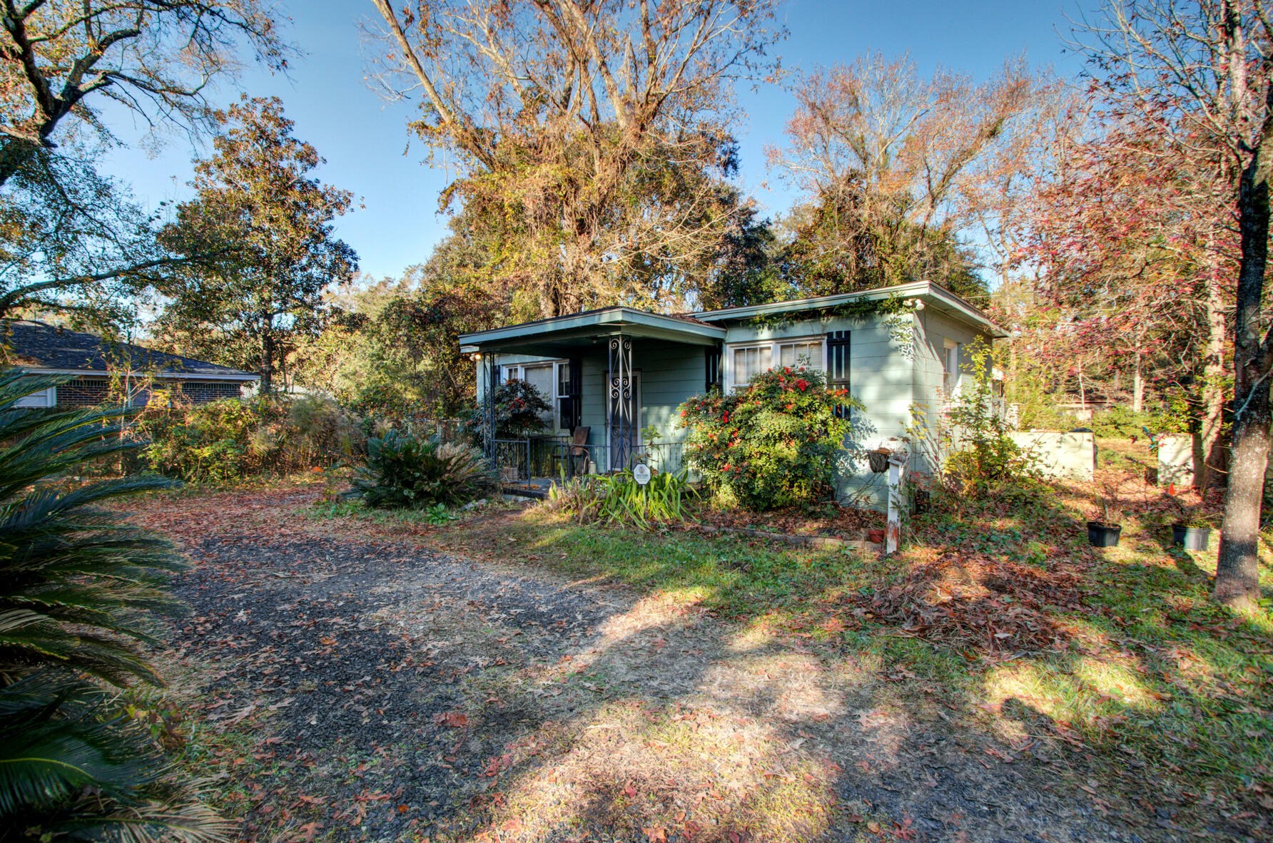 1422 Orange Grove Rd, Charleston, SC 29407-3623