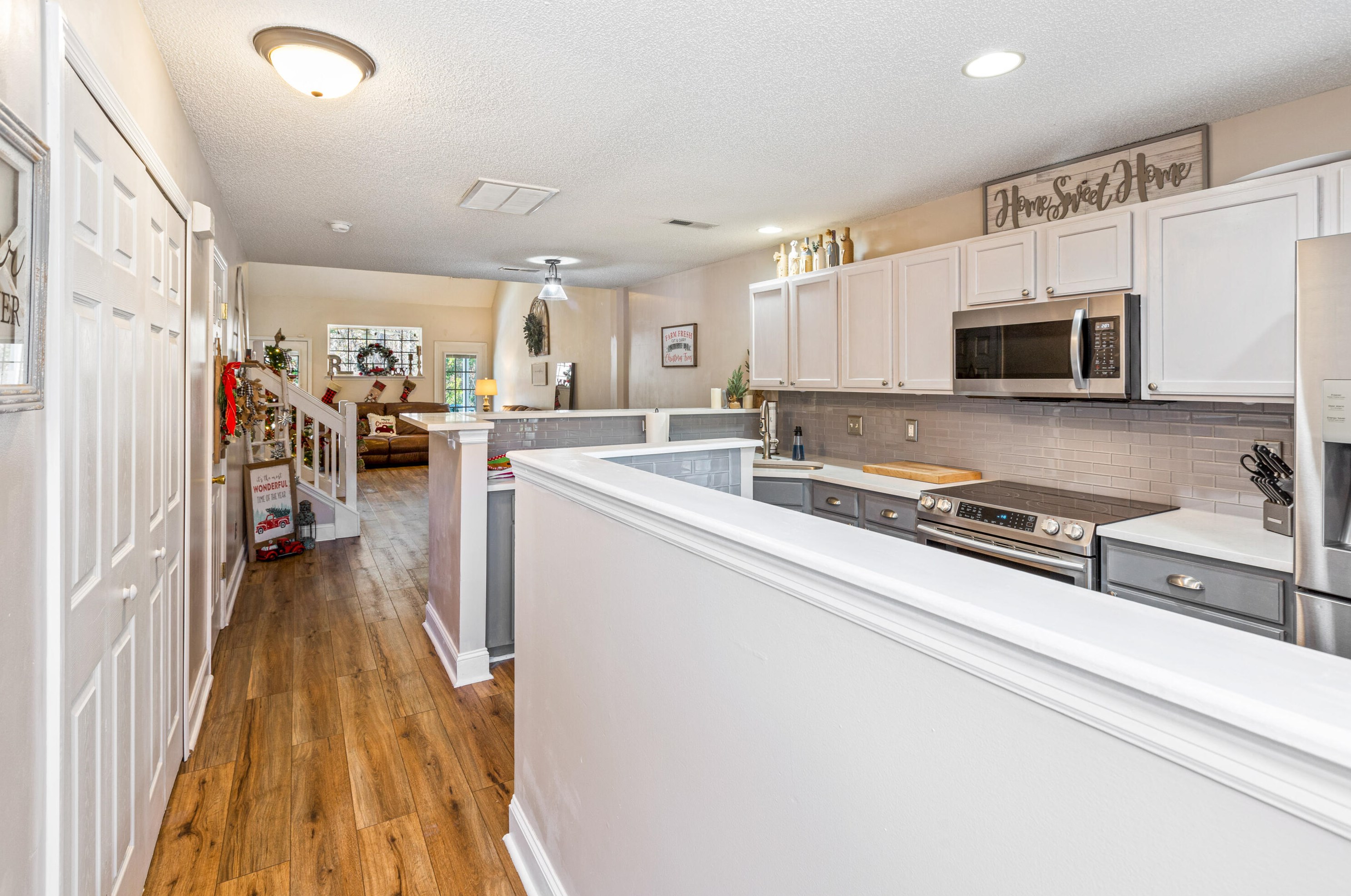 124 Darcy Ave, Charleston SC  29445-6664 exterior