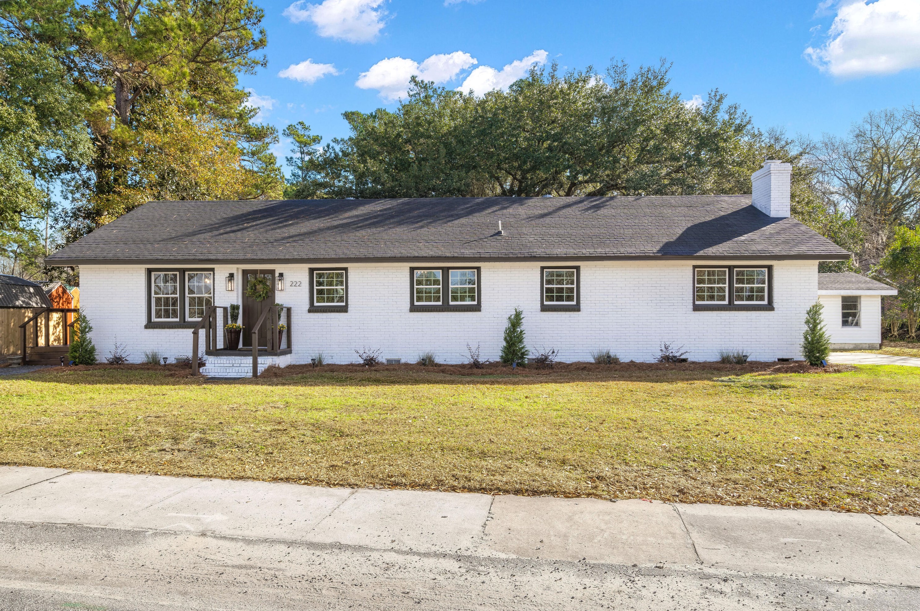 222 Carolina Ave, Moncks Corner, SC 29461-3785