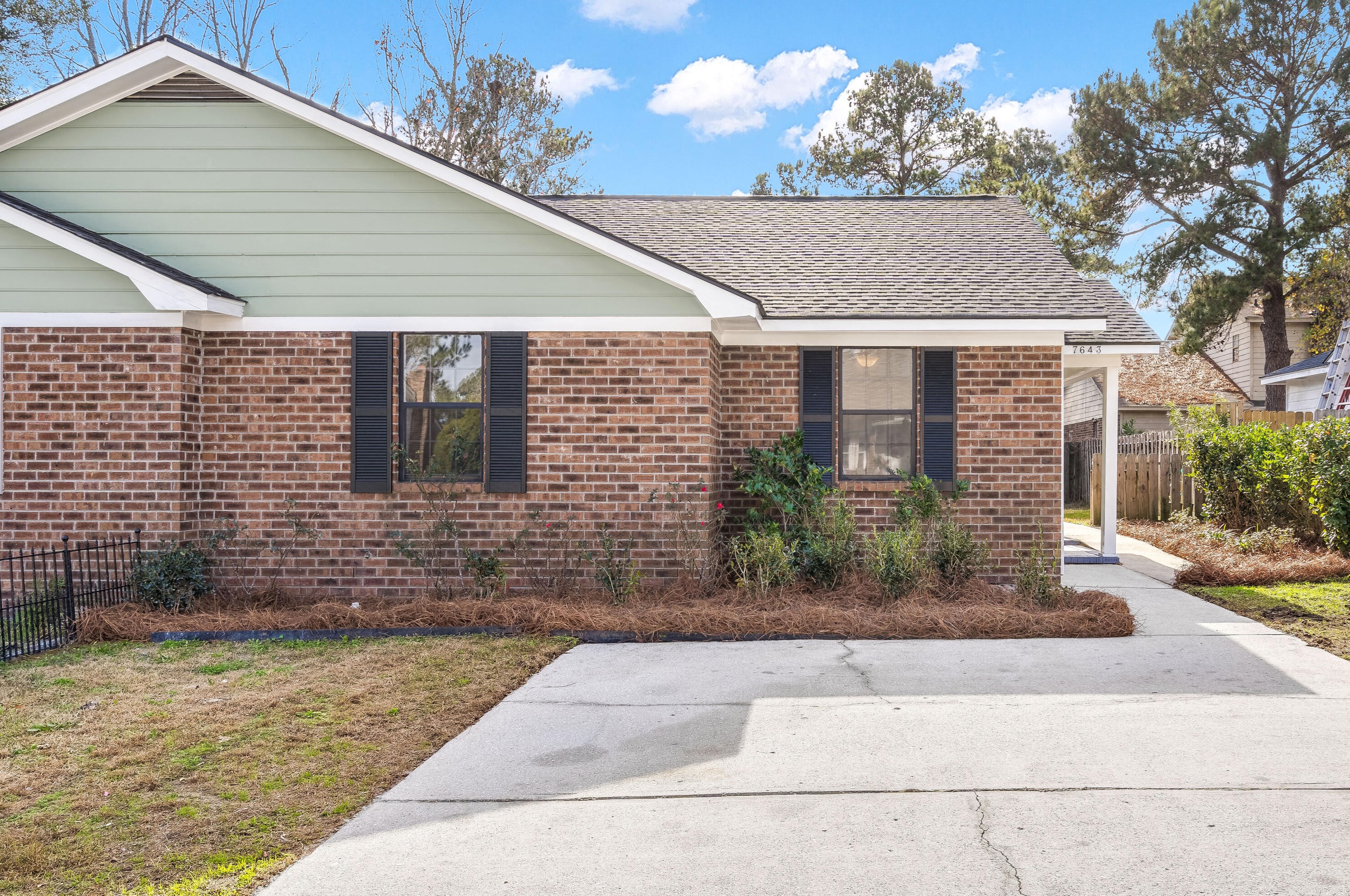 7643 Valleyview Cir, Charleston, SC 29418-3178