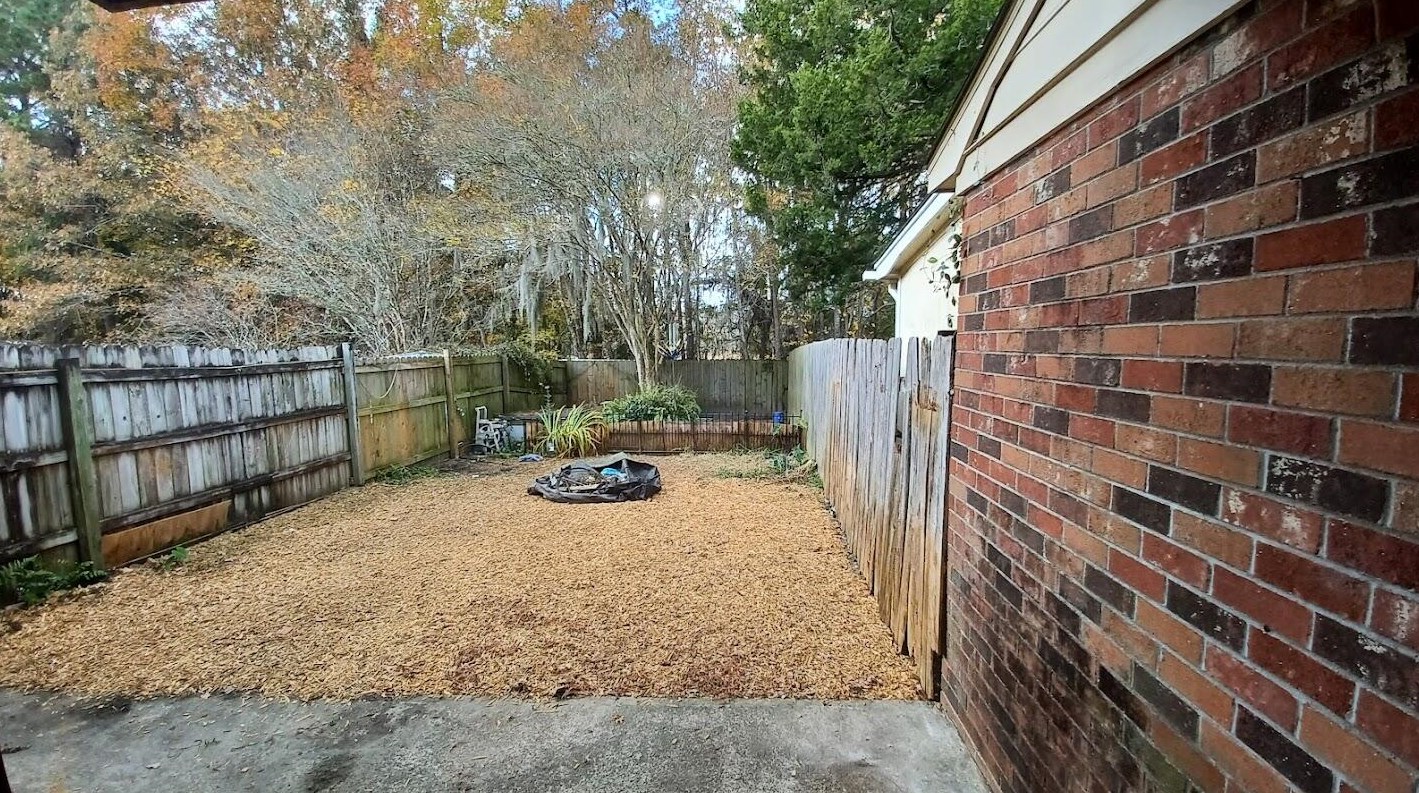 5048 Foxwood Dr, Charleston SC 29418-3282 exterior