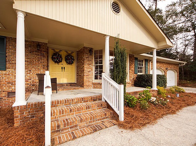 106 Marion Ave, Charleston, SC 29445-3218