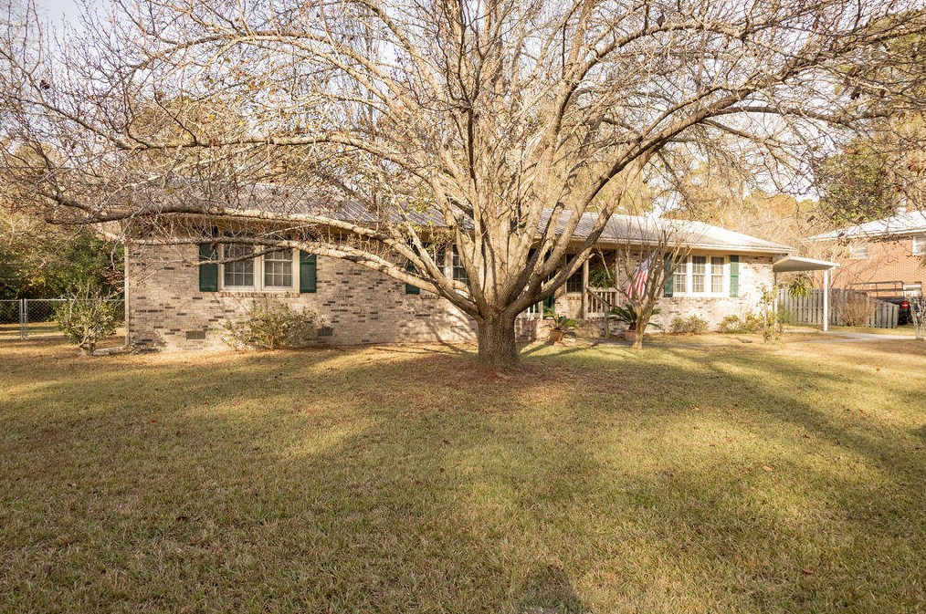 103 Sunny Dr, Walterboro, SC 29488