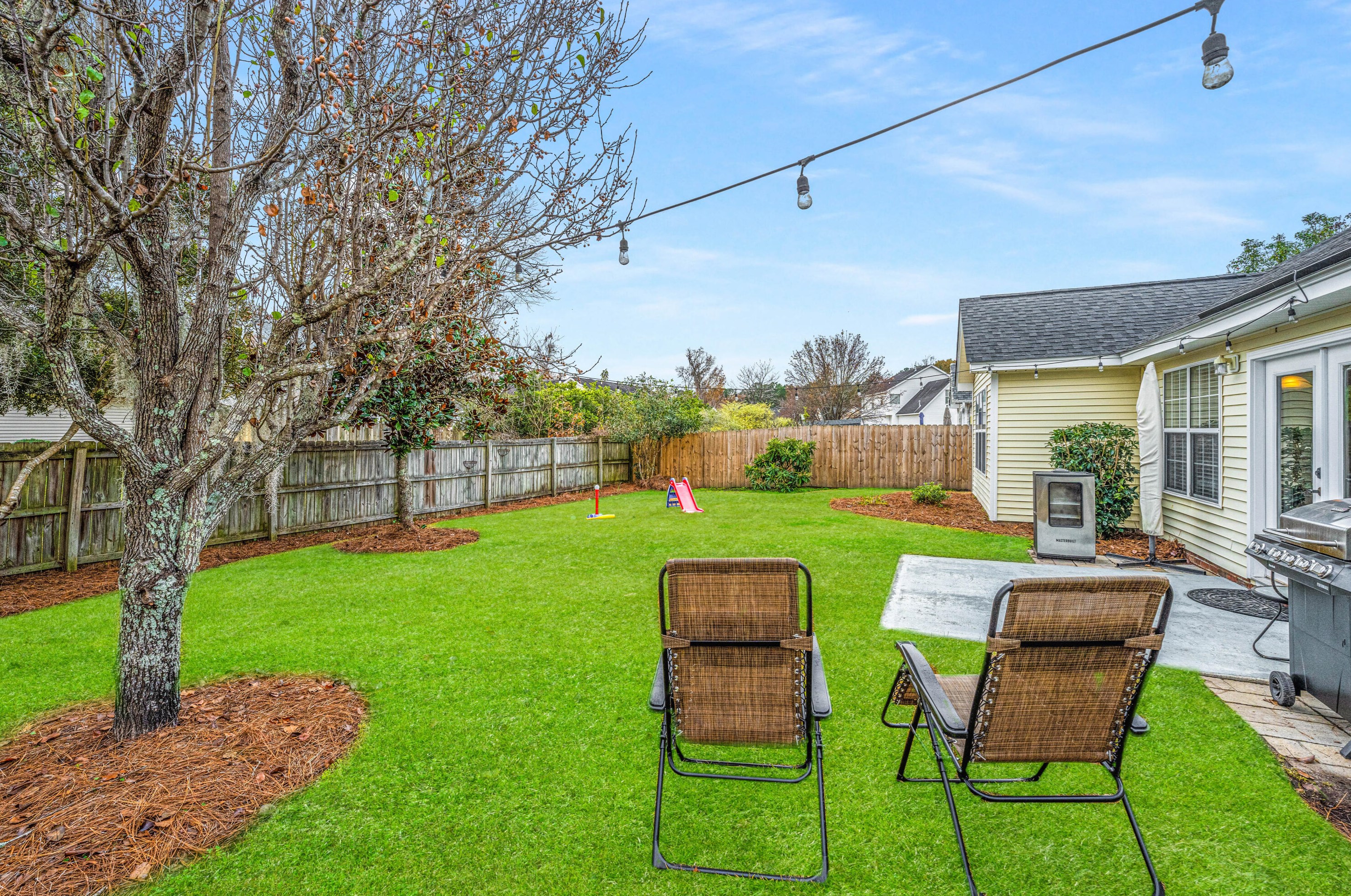 440 Cabrill Dr, Charleston SC  29414-9021 exterior