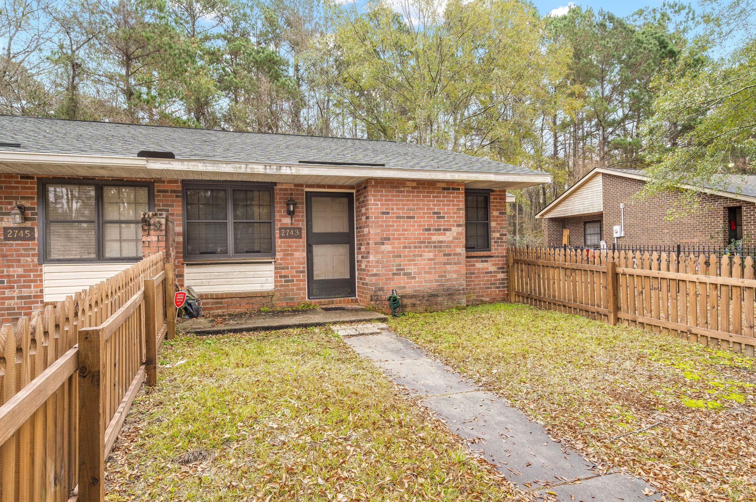 2743 Oak Leaf Dr, Charleston, SC 29420-8960