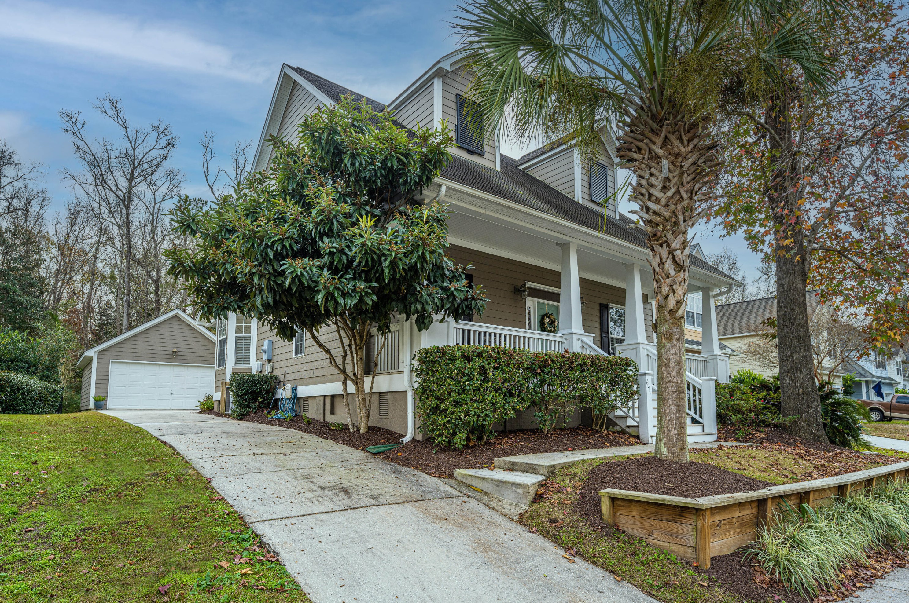 671 Fair Spring Dr, Charleston, SC 29414-7150