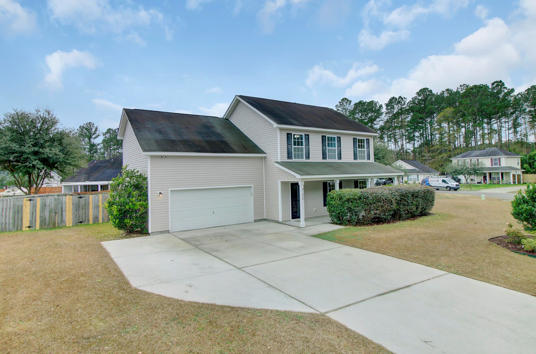 326 Winford Ct, Moncks Corner, SC 29461-8878
