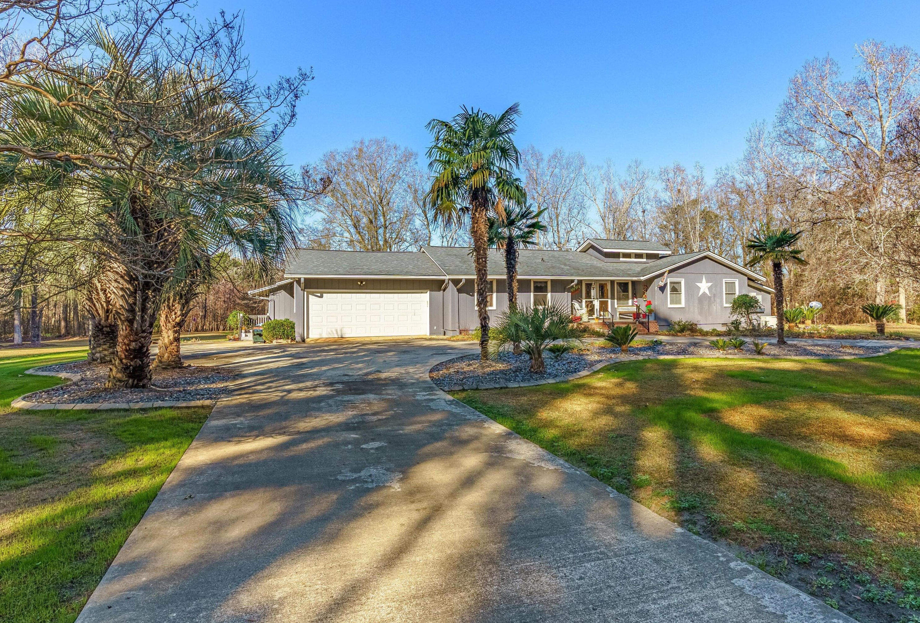 1183 Benbow Dr, St Paul, SC 29148