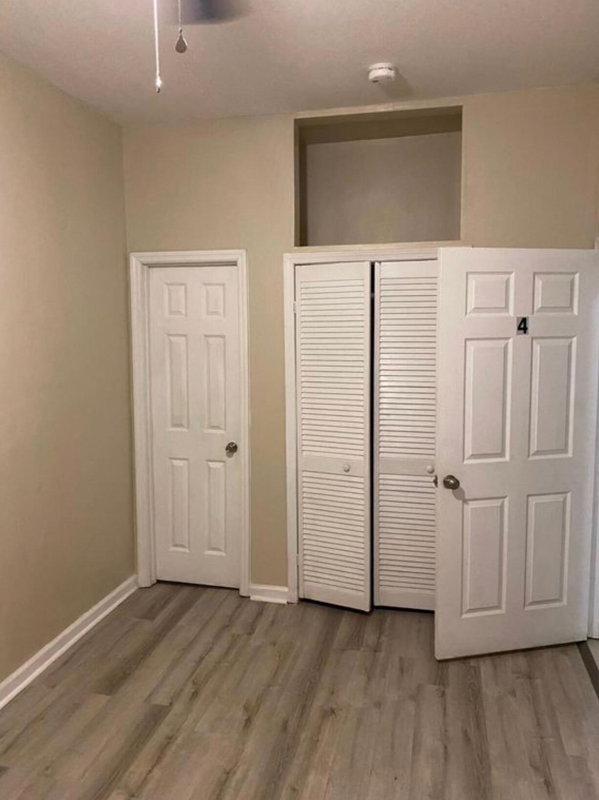 155 Romney St, Charleston SC  29403-3838 exterior