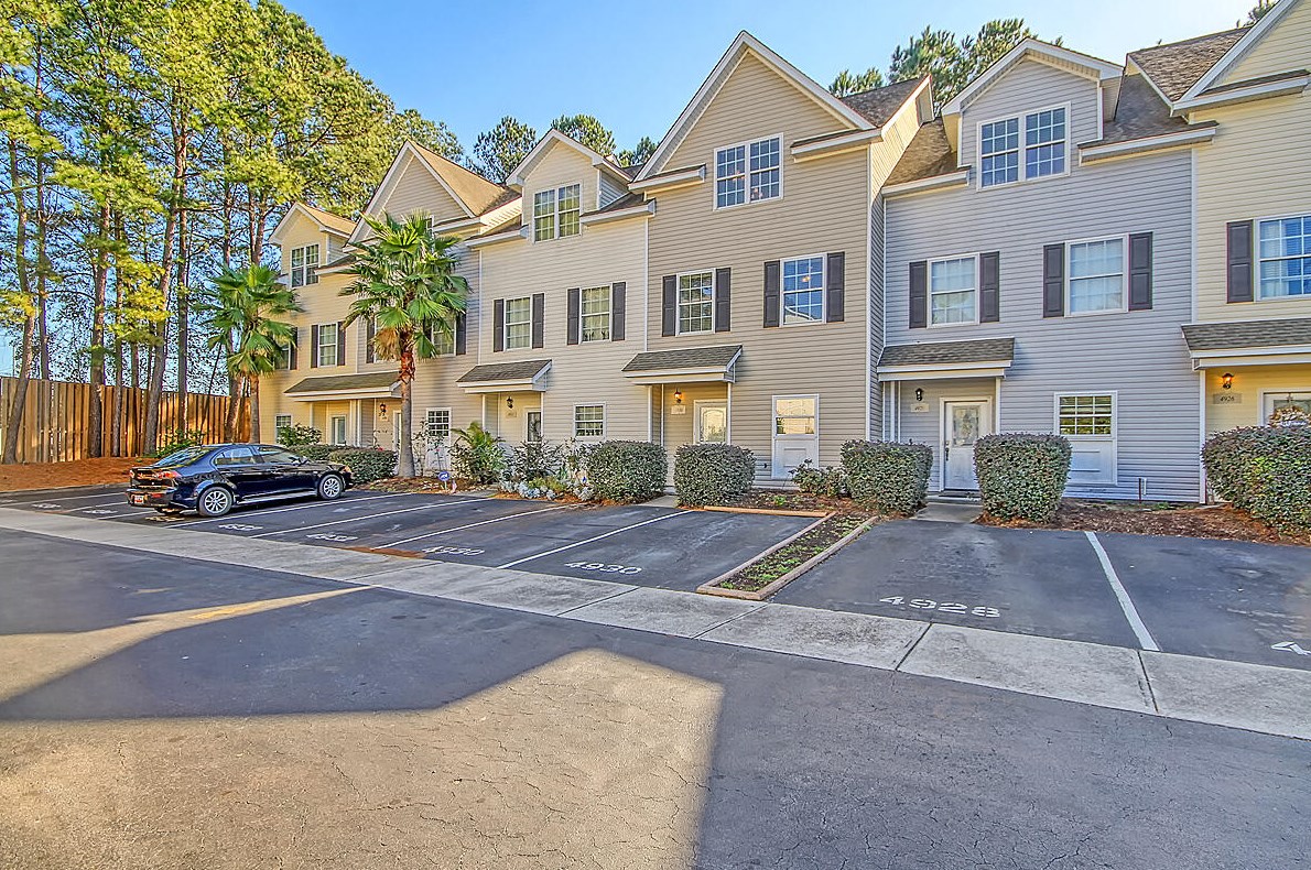 4930 Date Palm Dr, Charleston, SC 29418-6100