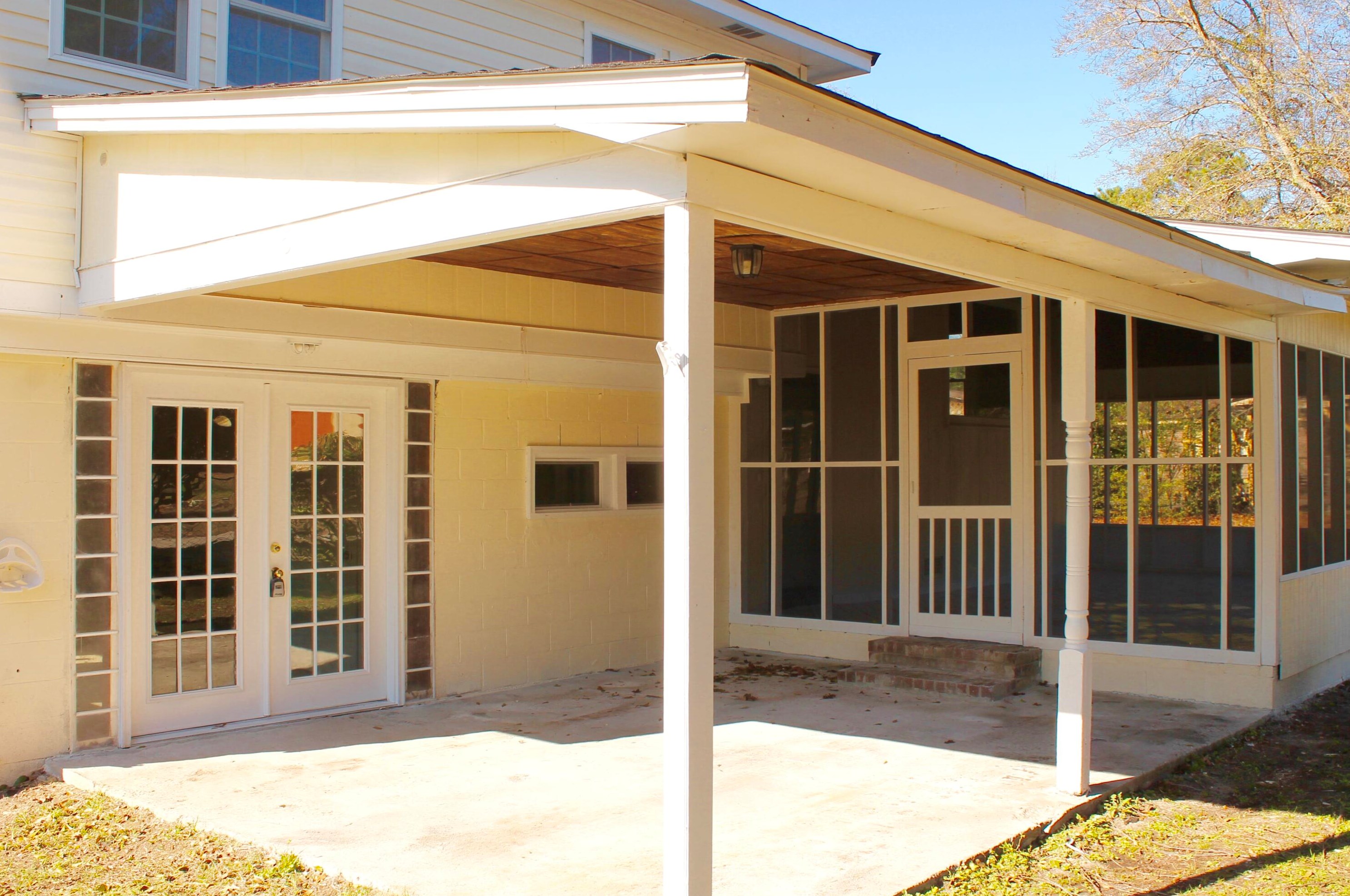 115 Happy Ln, Alvin, SC 29479-3193