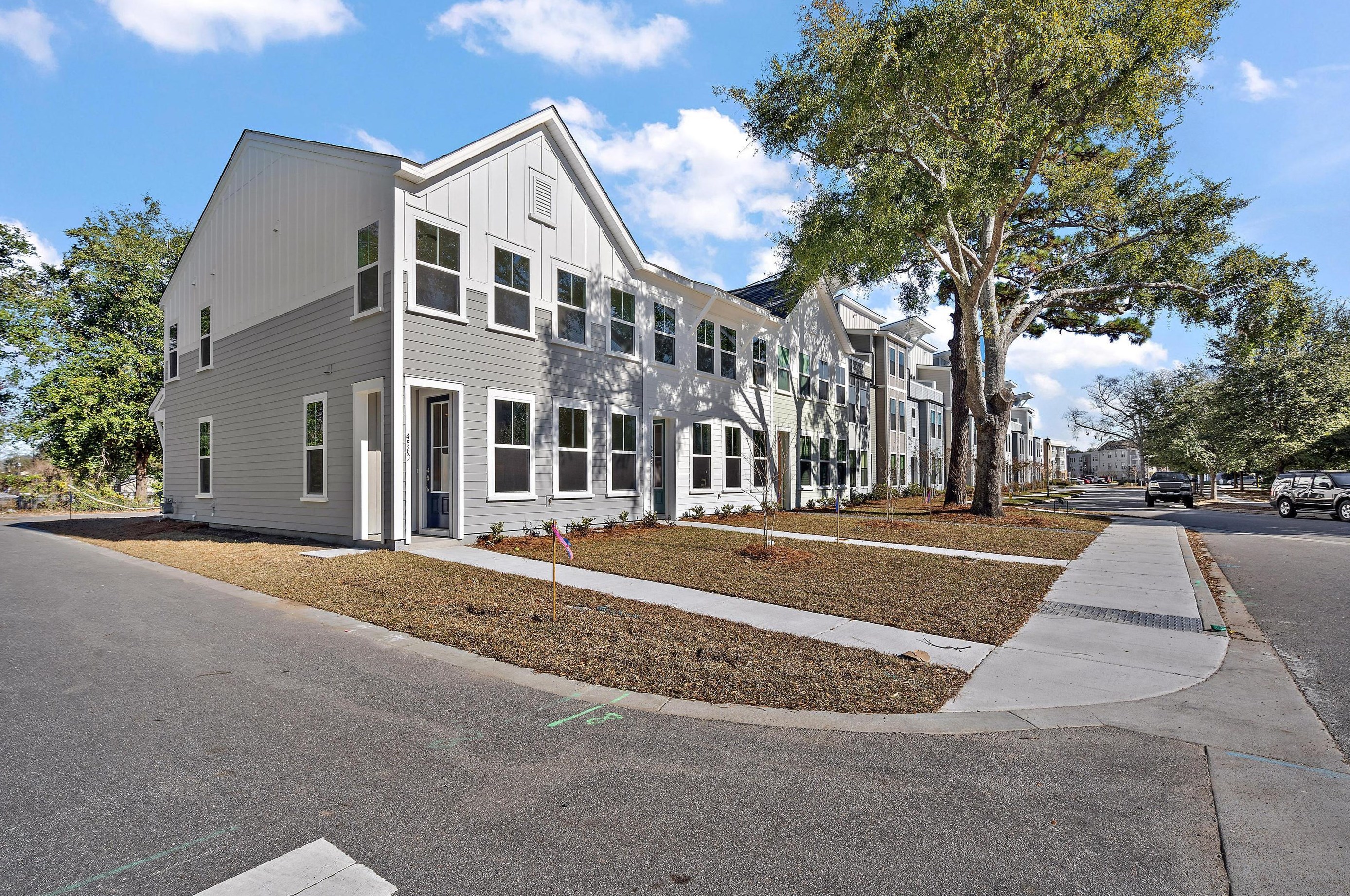 4563 Summey St, Charleston, SC 29405-3216