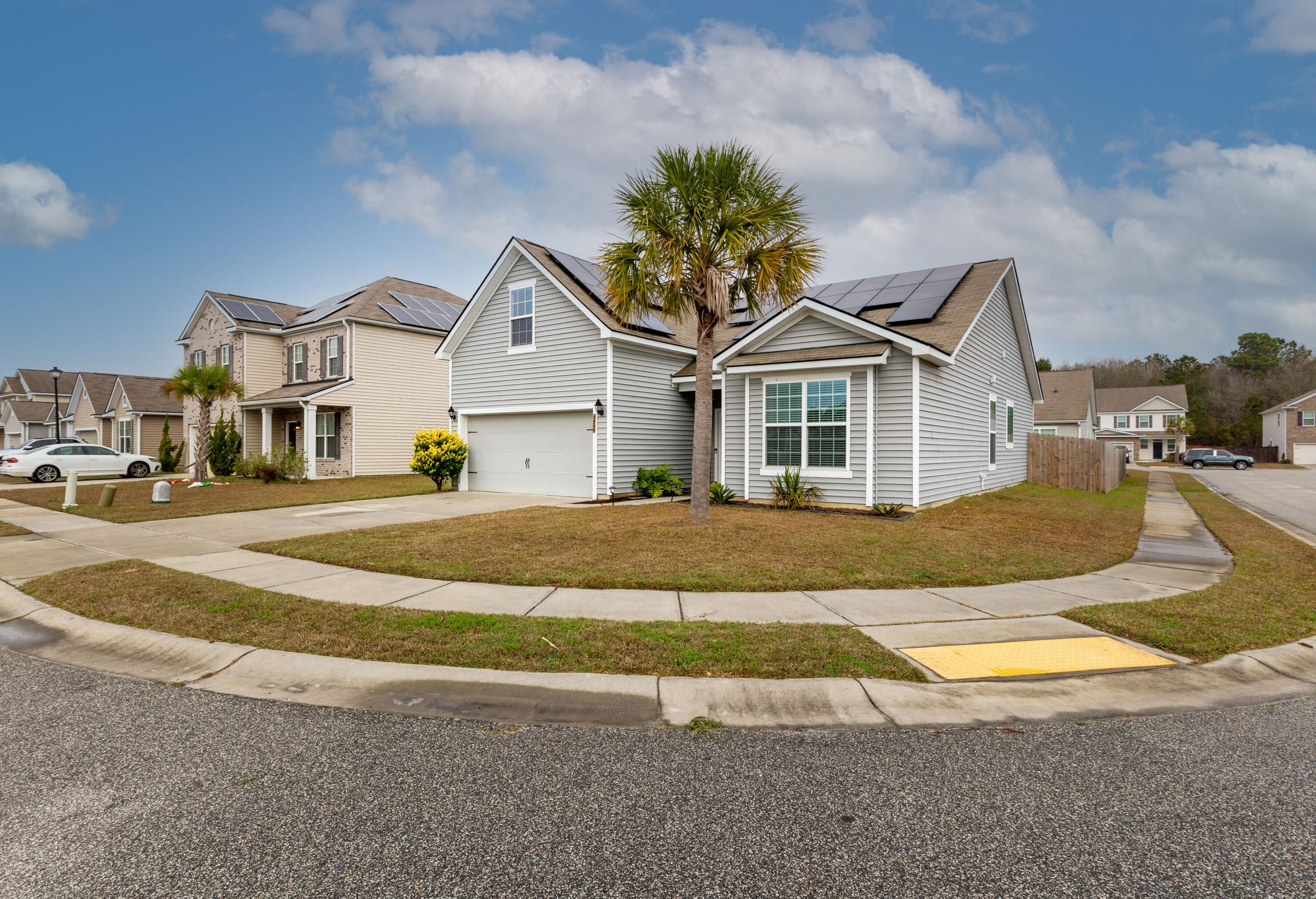 7700 Haywood St, Charleston, SC 29418-2272