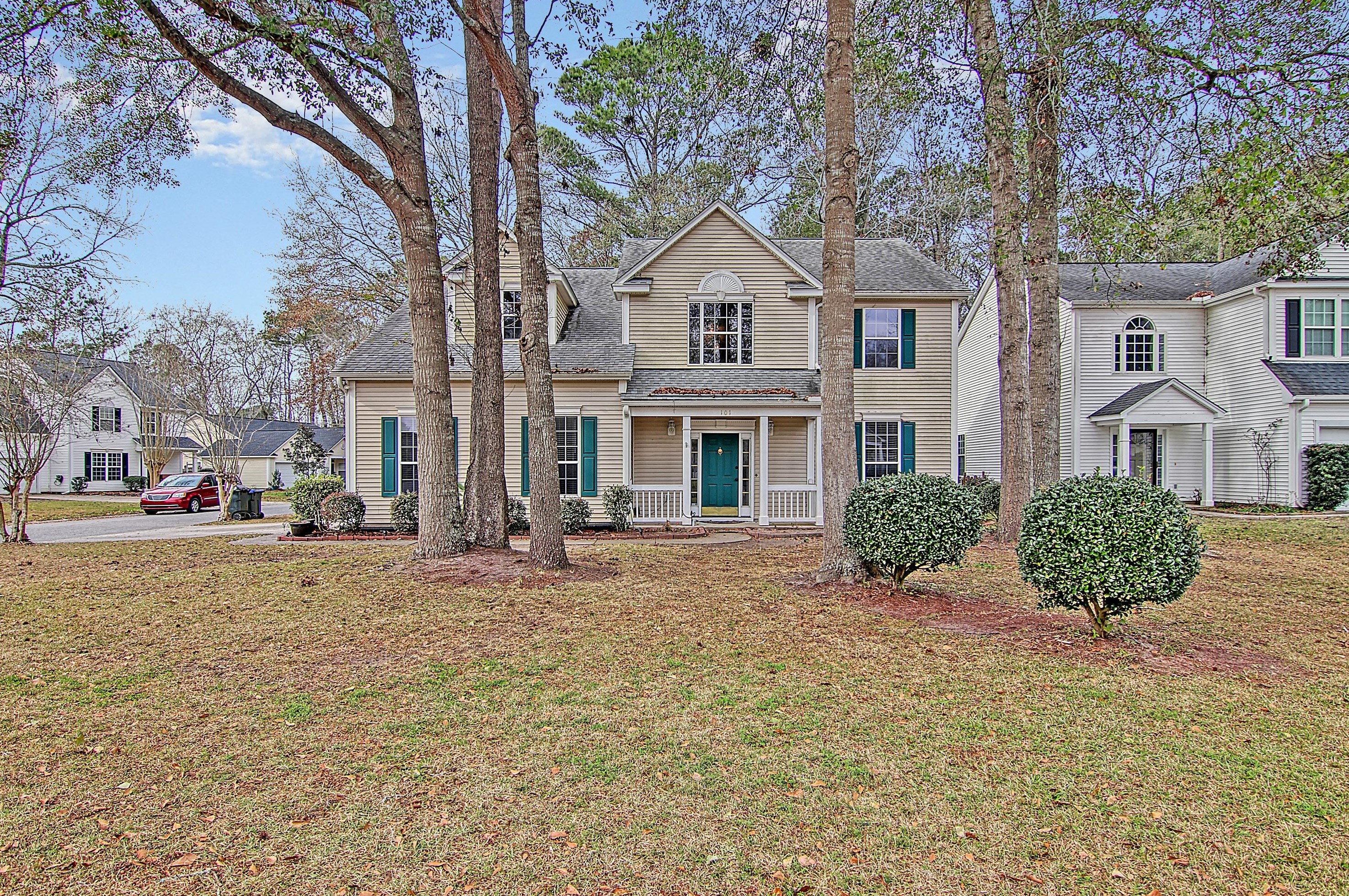 101 York Ct, Summerville, SC 29485