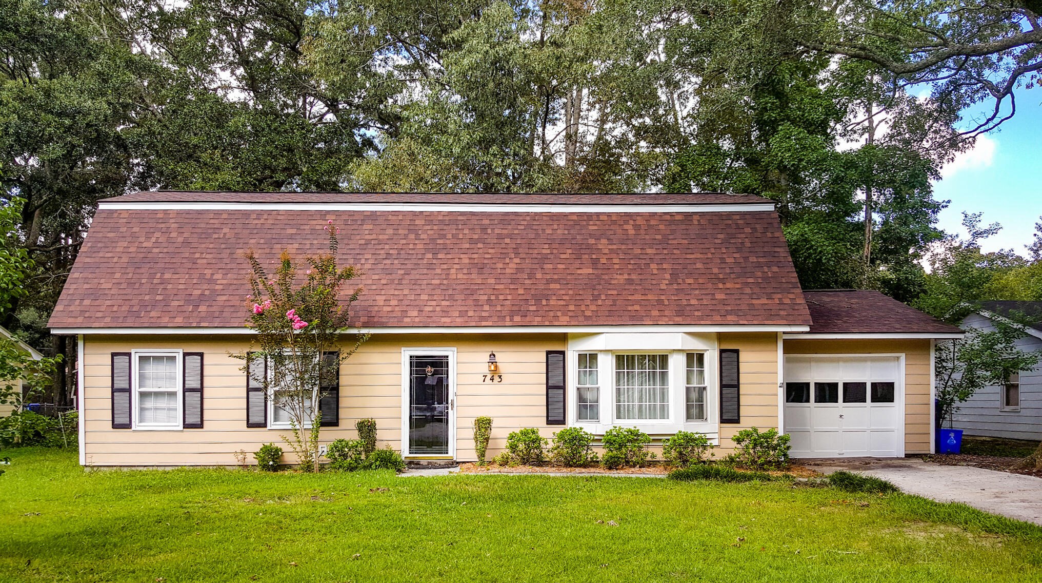 743 Corral Dr, Charleston, SC 29414-5115