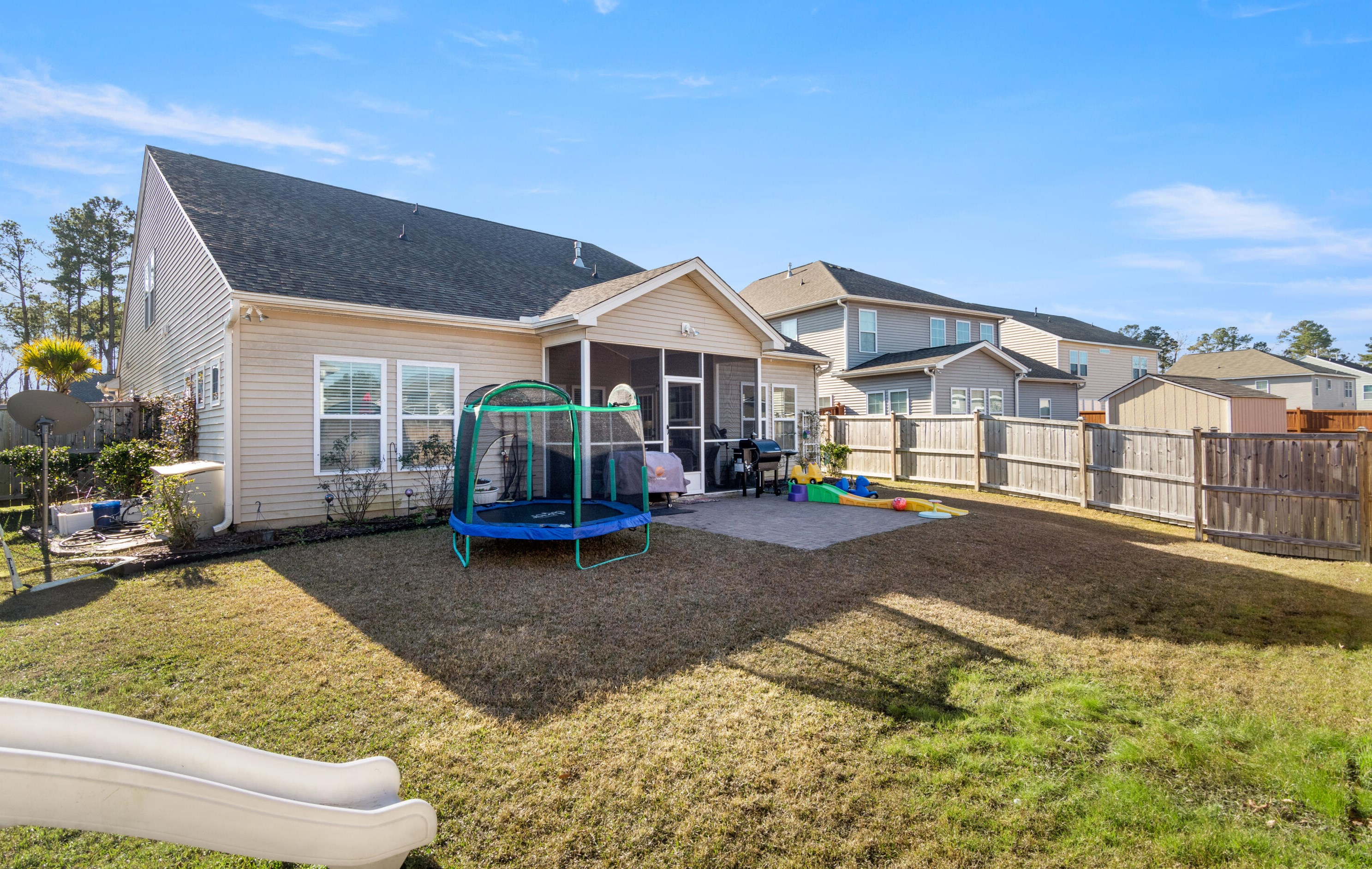 540 Nandina Dr, Charleston SC 29445-7365 exterior