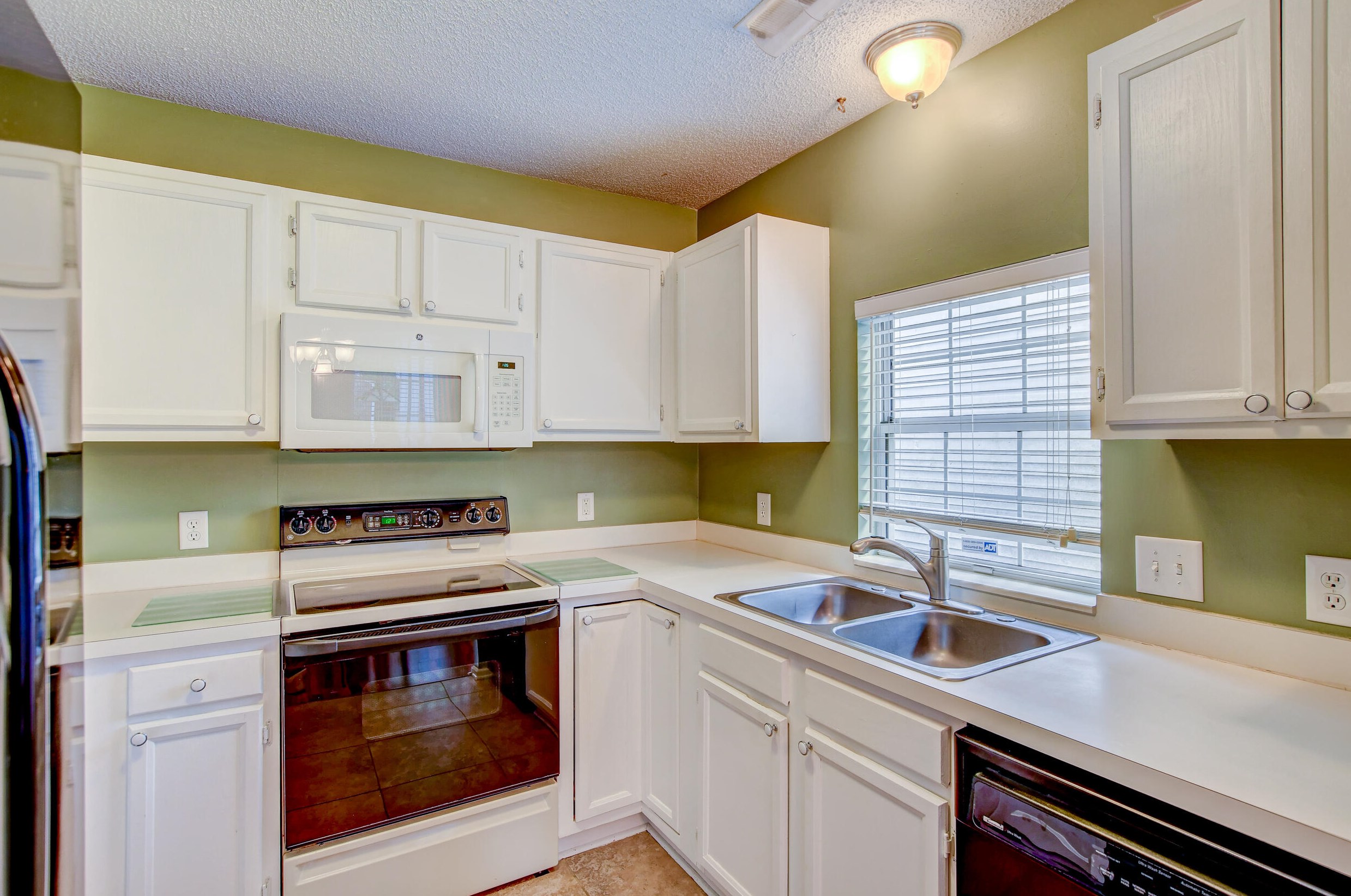 211 Hastings Dr, Charleston, SC 29445-6620