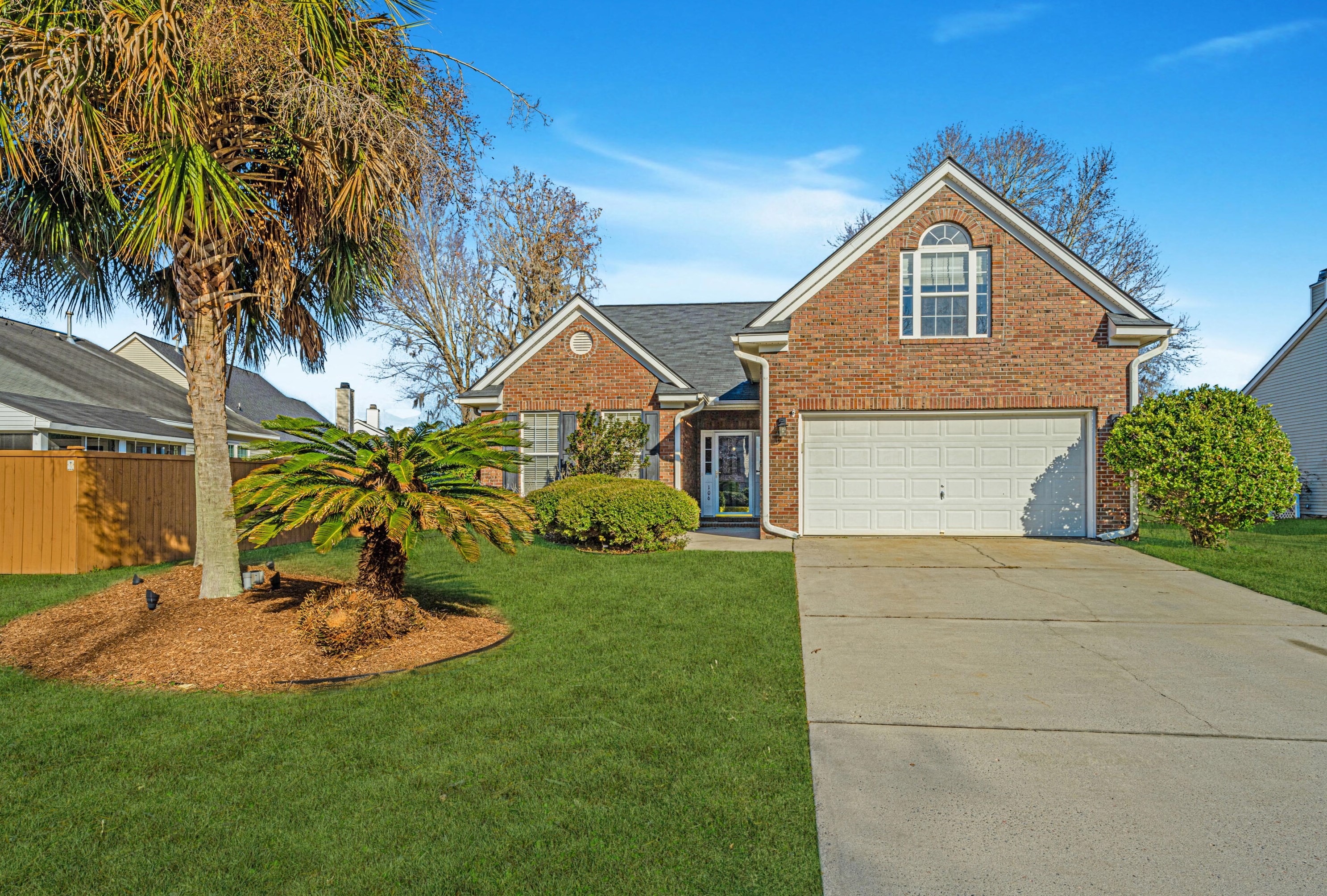 106 Cabrill Dr, Charleston, SC 29414-9032