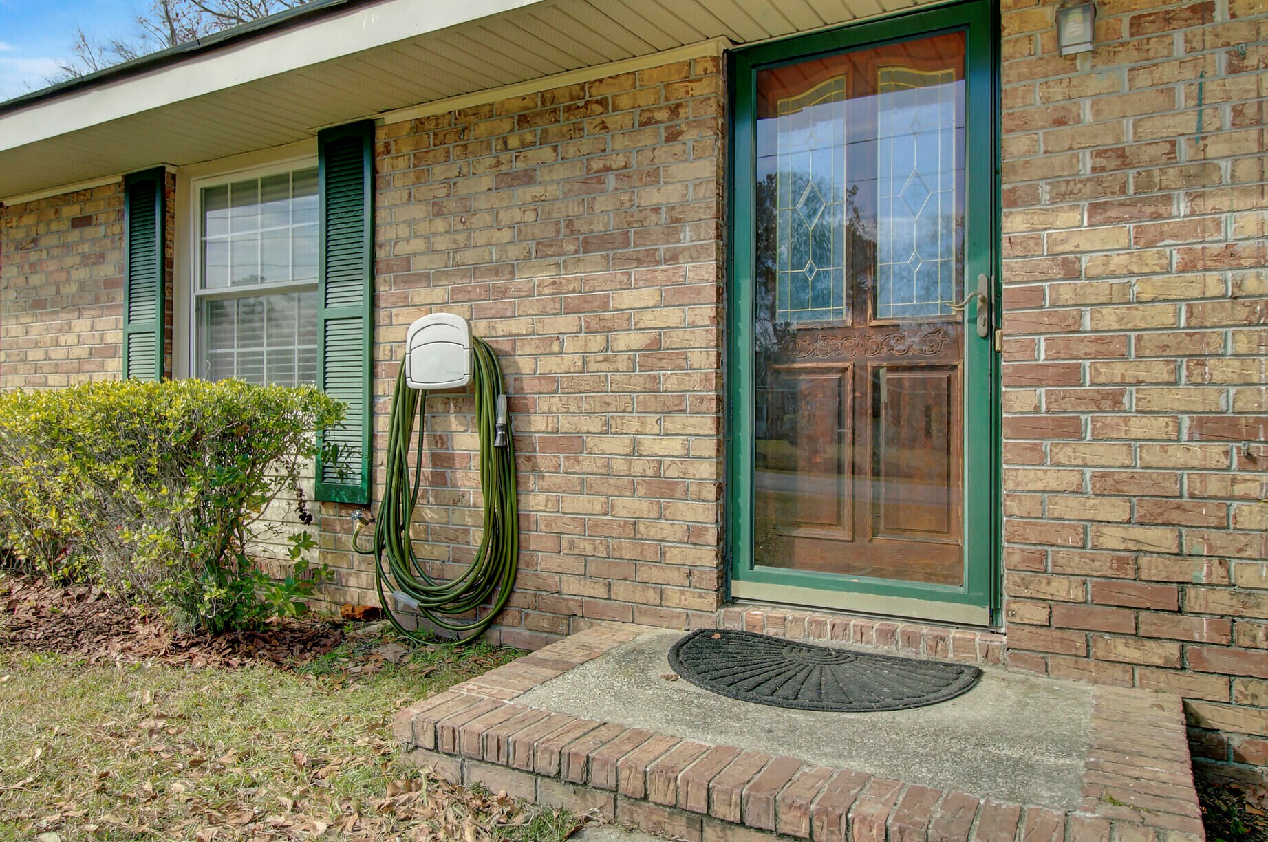 827 Hoss Rd, Charleston, SC 29414-5134