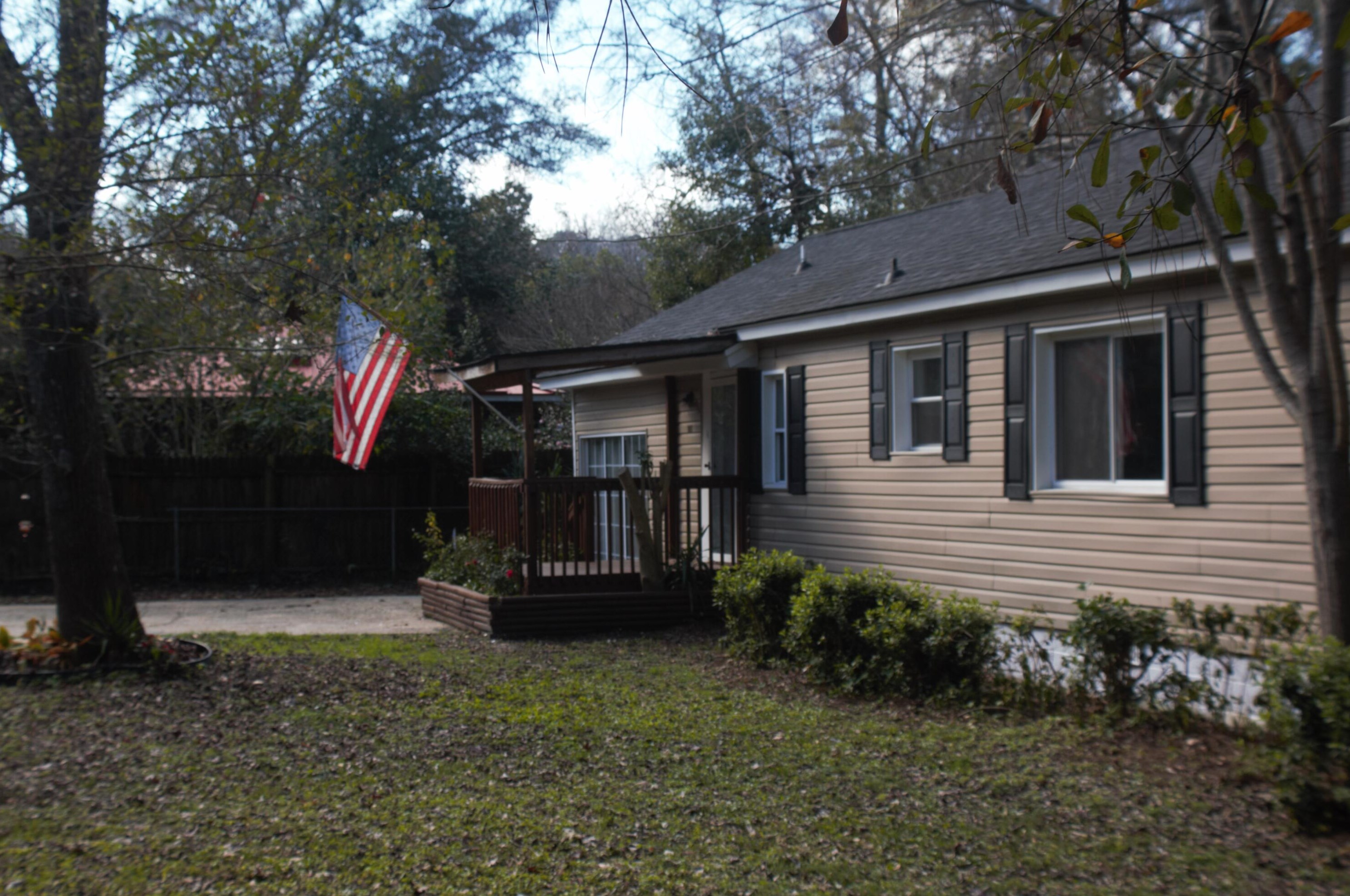6981 Whitcomb Dr, Charleston, SC 29406-4520