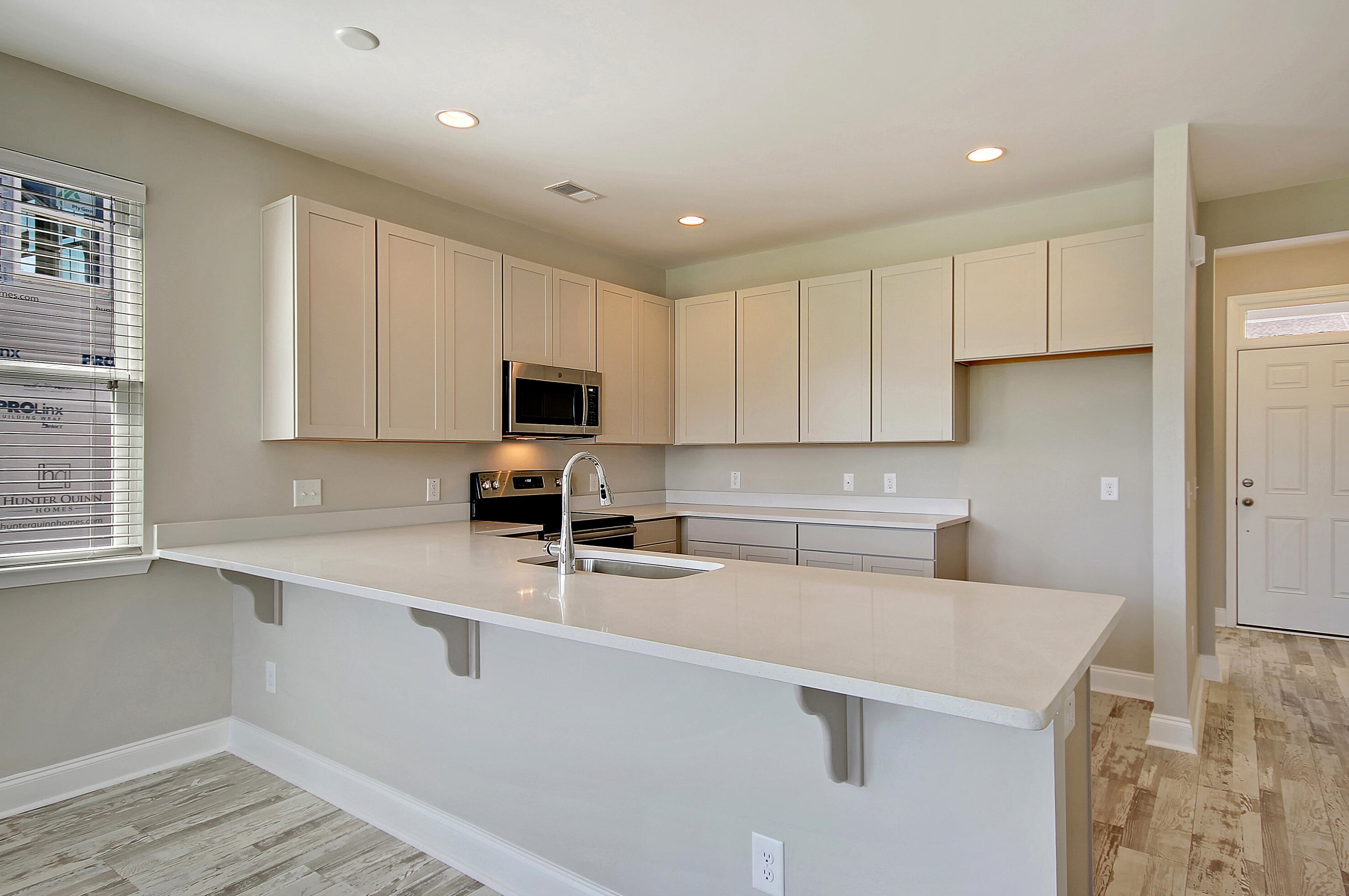 7760 Park Gate Dr, Charleston, SC 29418-3686