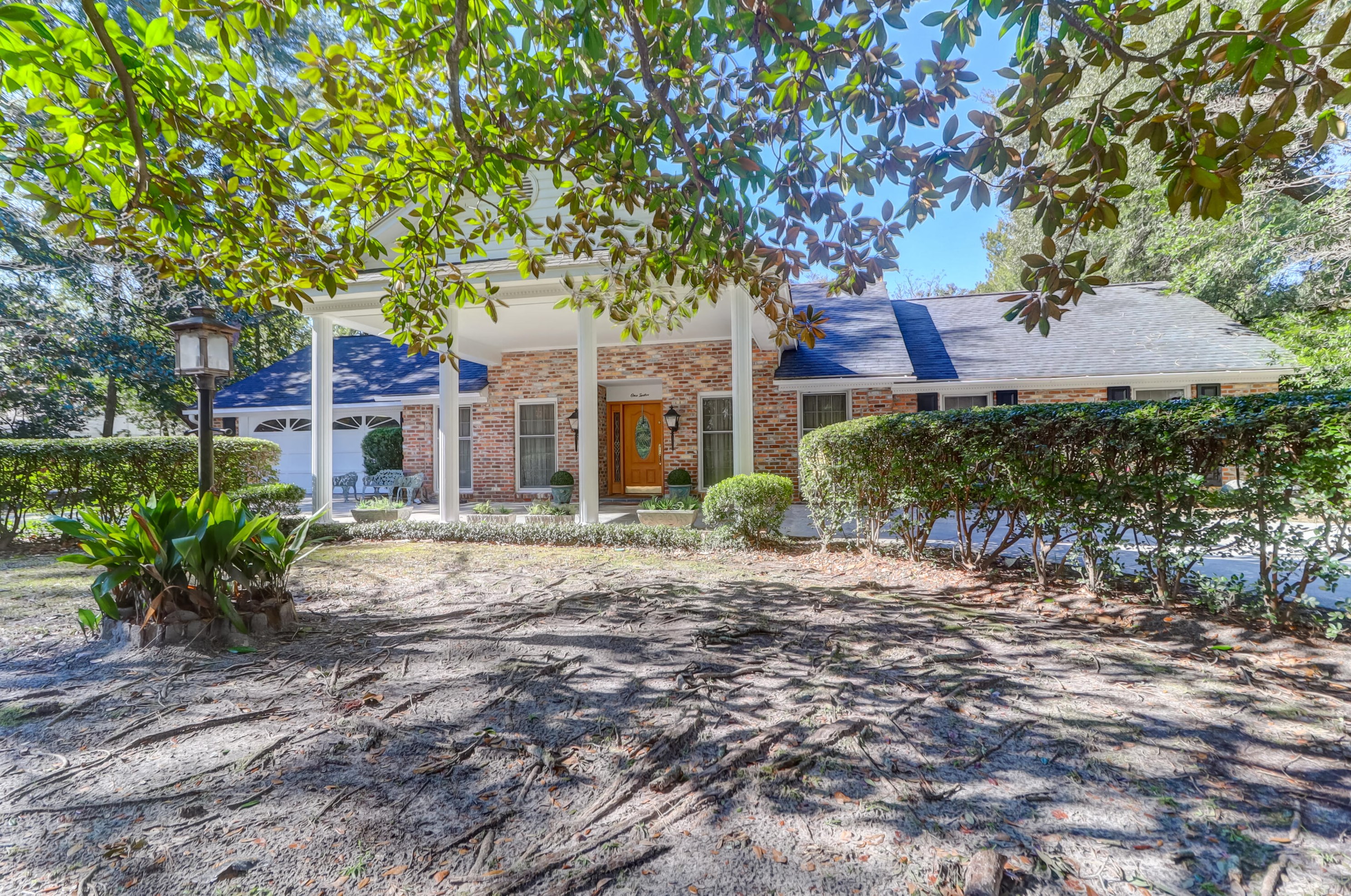 112 Tea Farm Rd, Summerville, SC 29483-4214