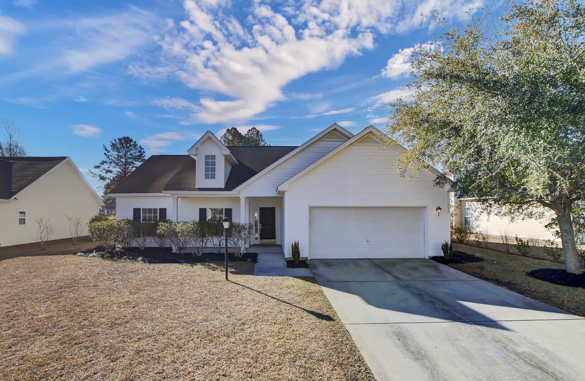 211 Pleasant Hill Dr, Charleston, SC 29445-3597