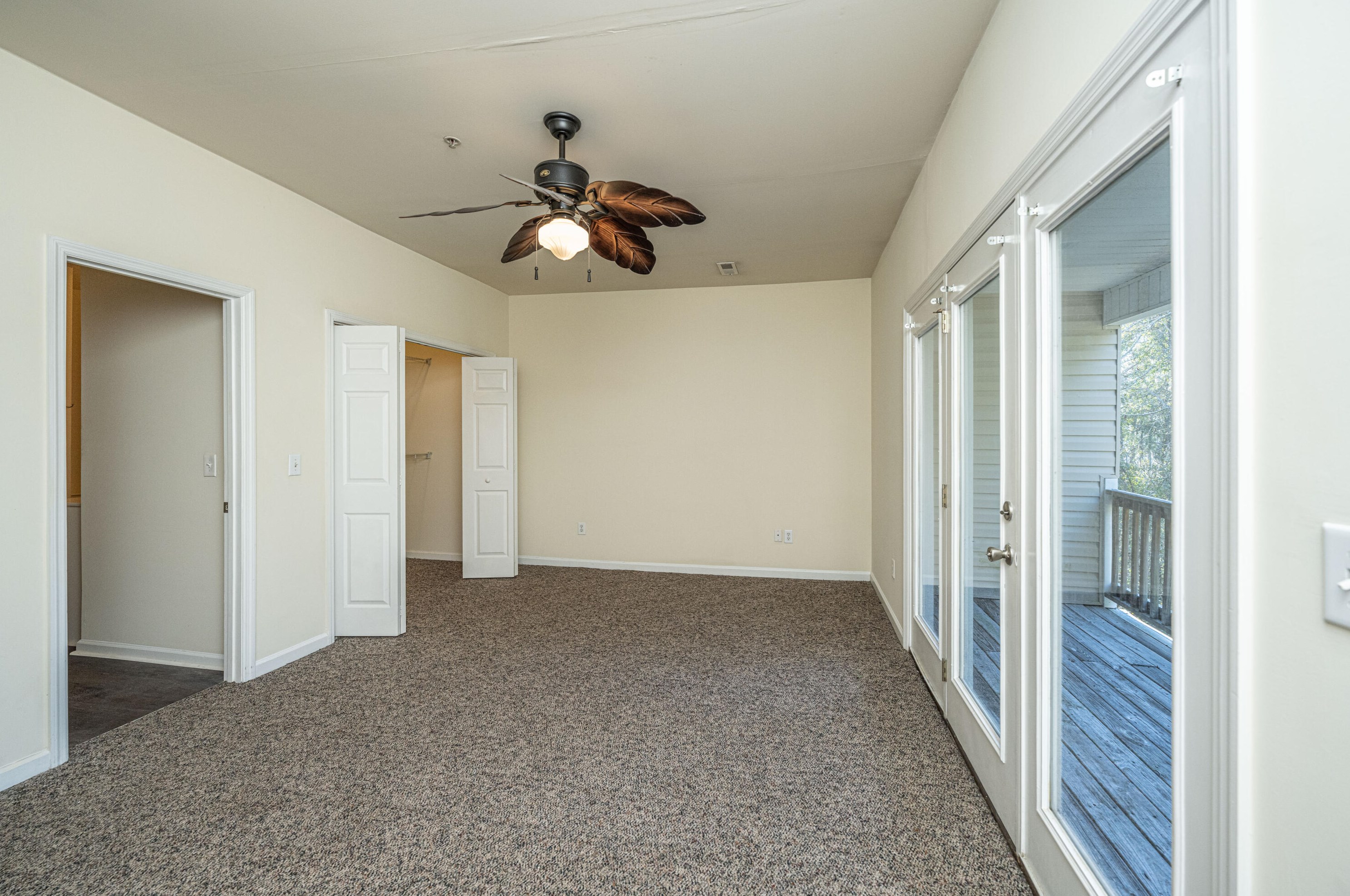 4664 Palm Vw Cir, Charleston SC 29418-5023 exterior