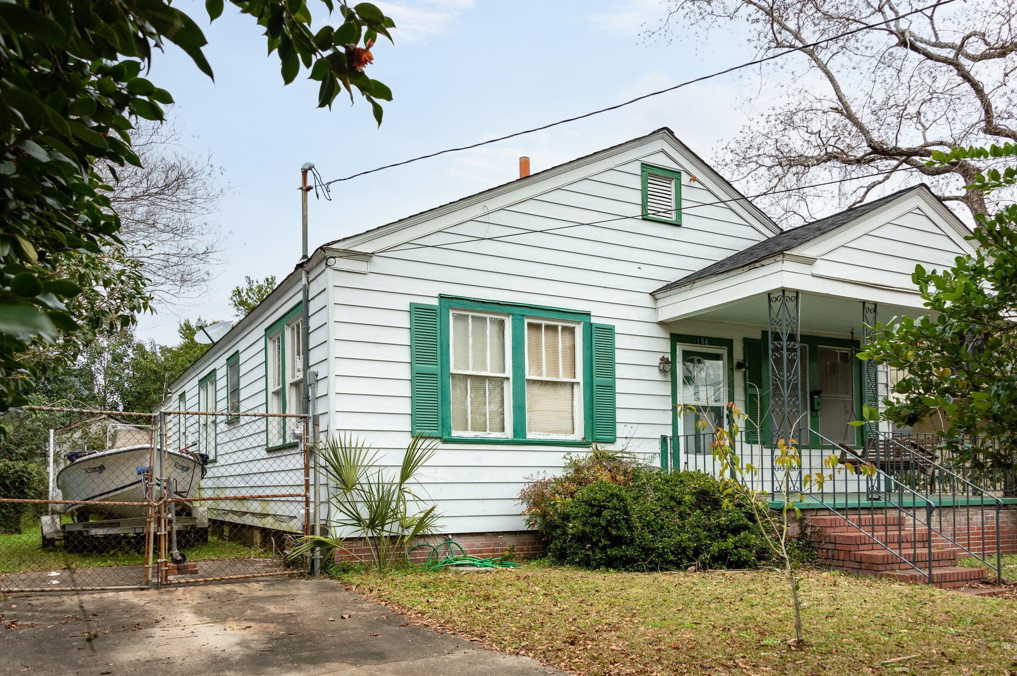 154 Dunnemann Ave, Charleston, SC 29403-3528